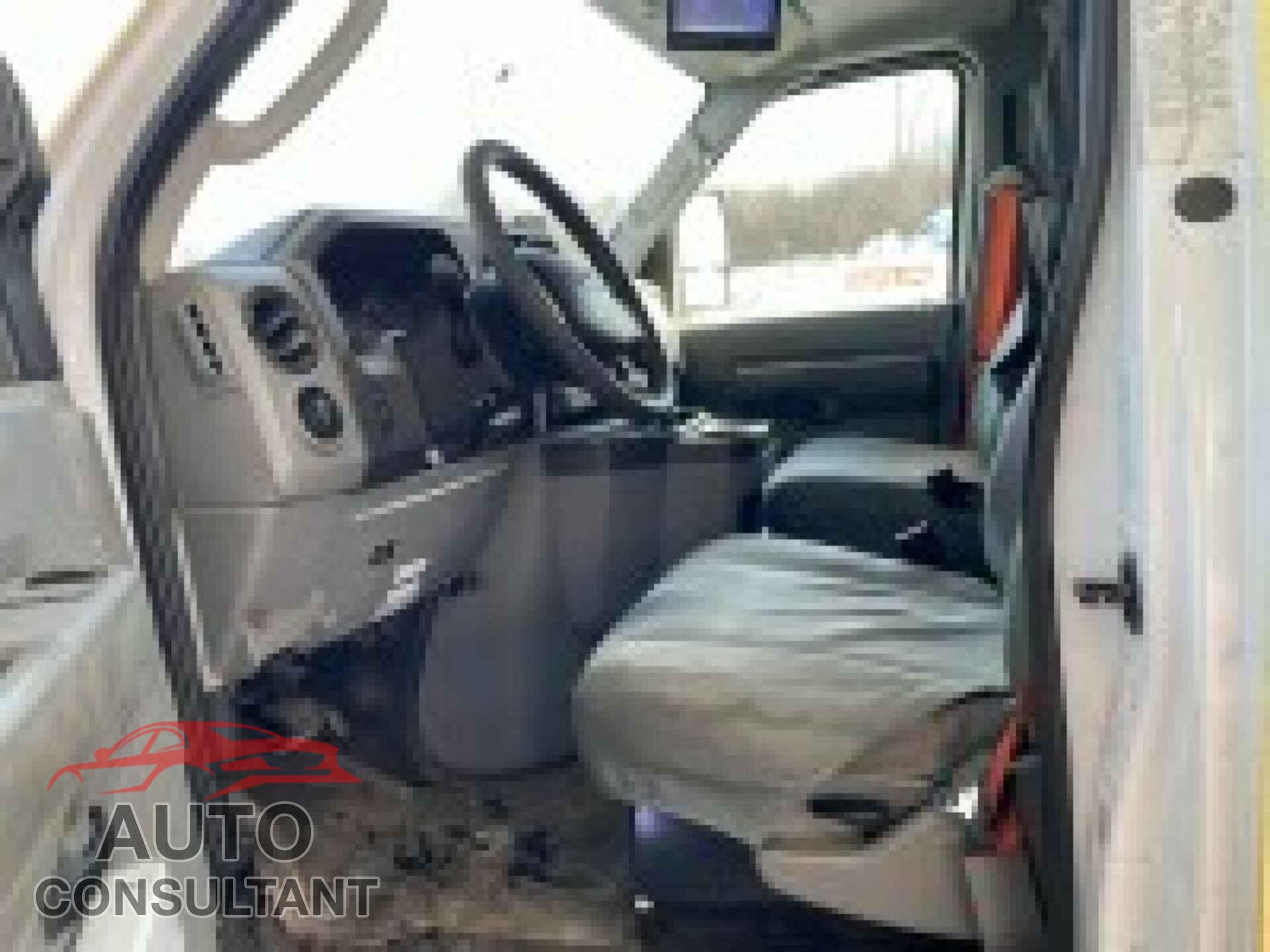 FORD ECONOLINE 2019 - 1FDXE4FS2KDC19355