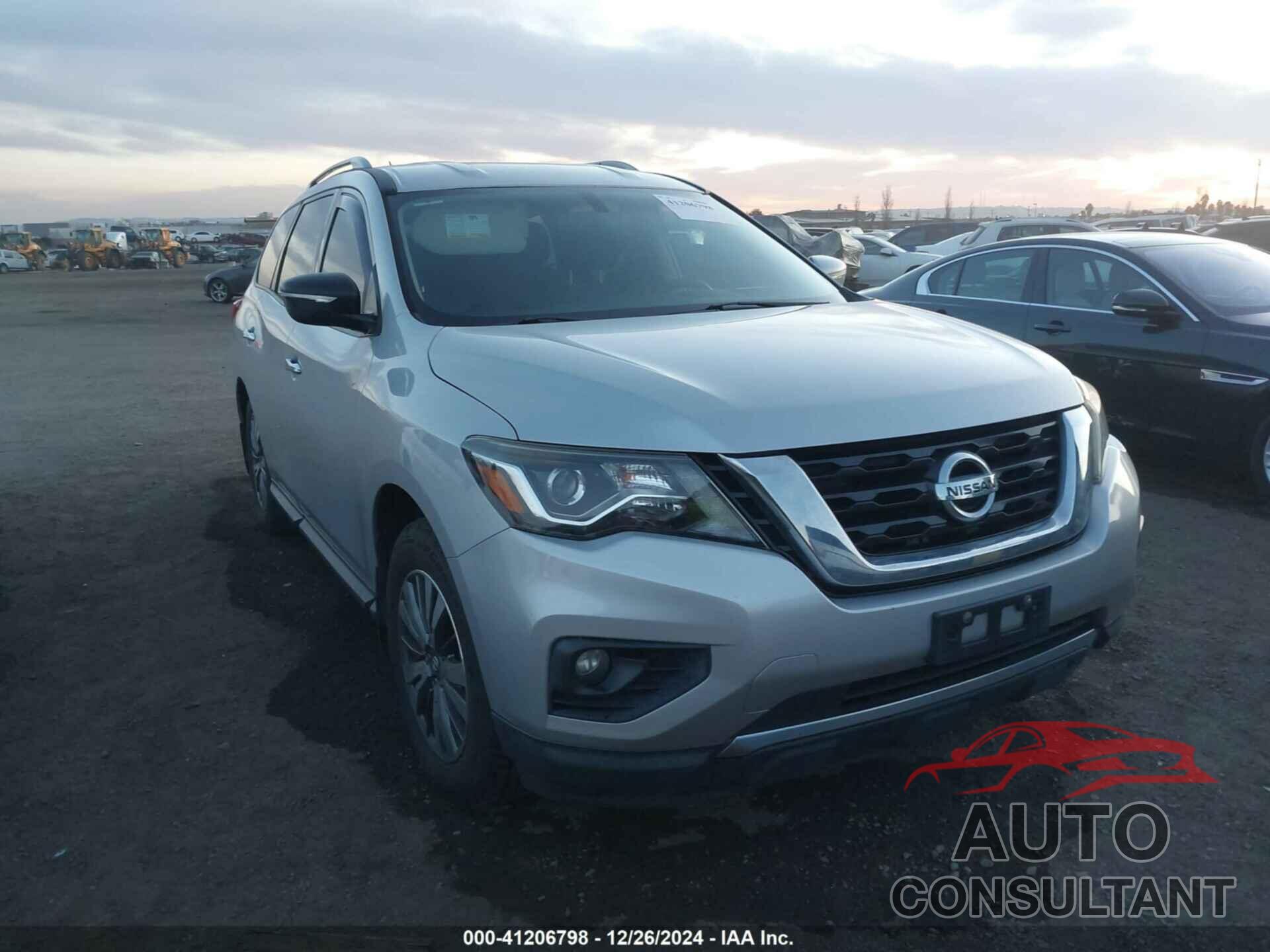 NISSAN PATHFINDER 2017 - 5N1DR2MN6HC621340