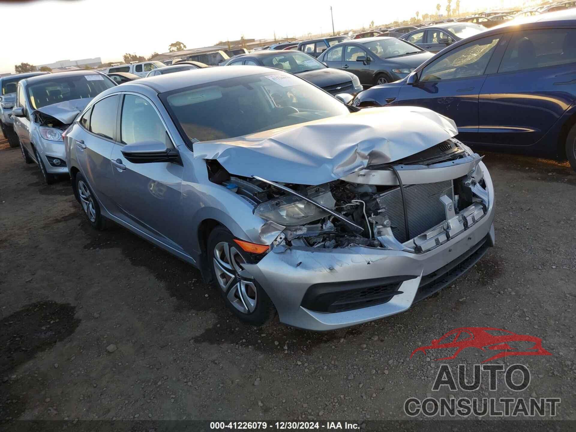 HONDA CIVIC 2018 - 19XFC2F54JE030000