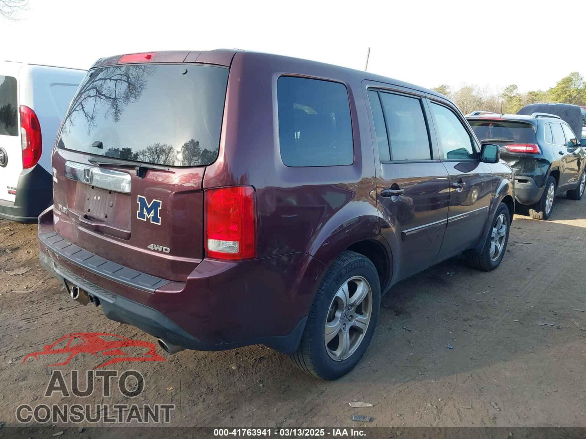 HONDA PILOT 2013 - 5FNYF4H45DB037438