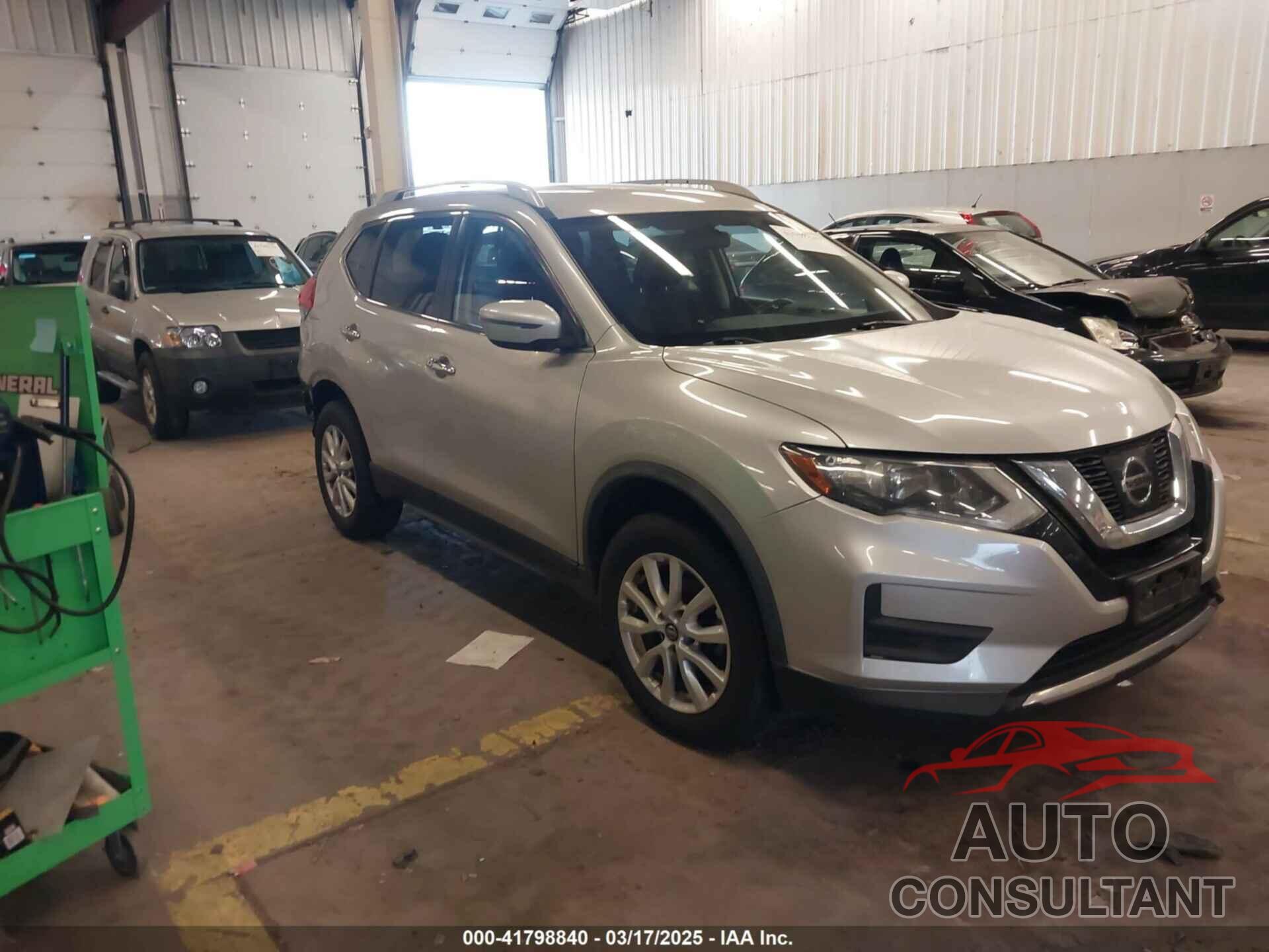 NISSAN ROGUE 2017 - JN8AT2MV7HW282129