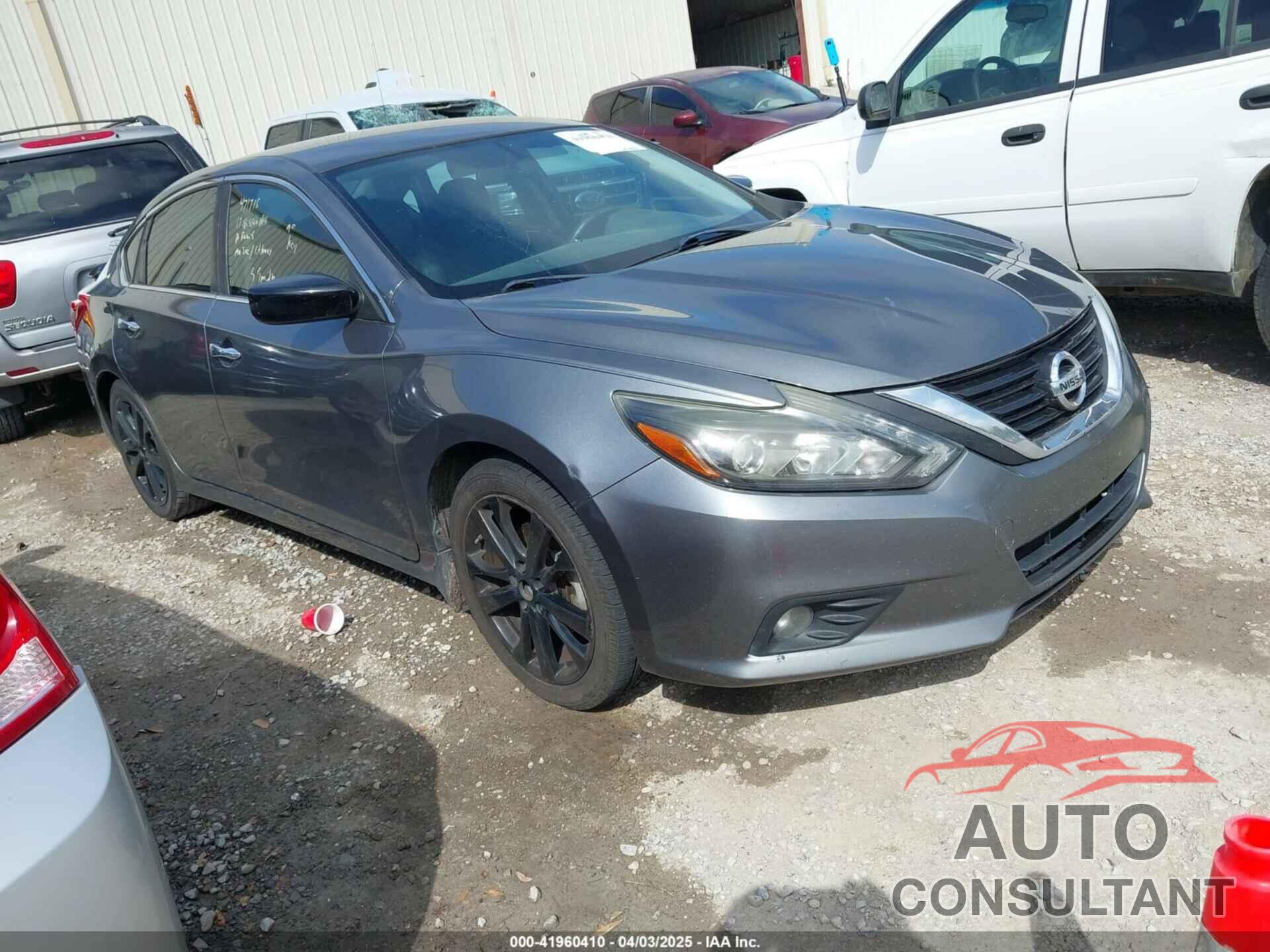 NISSAN ALTIMA 2017 - 1N4AL3AP3HC471715
