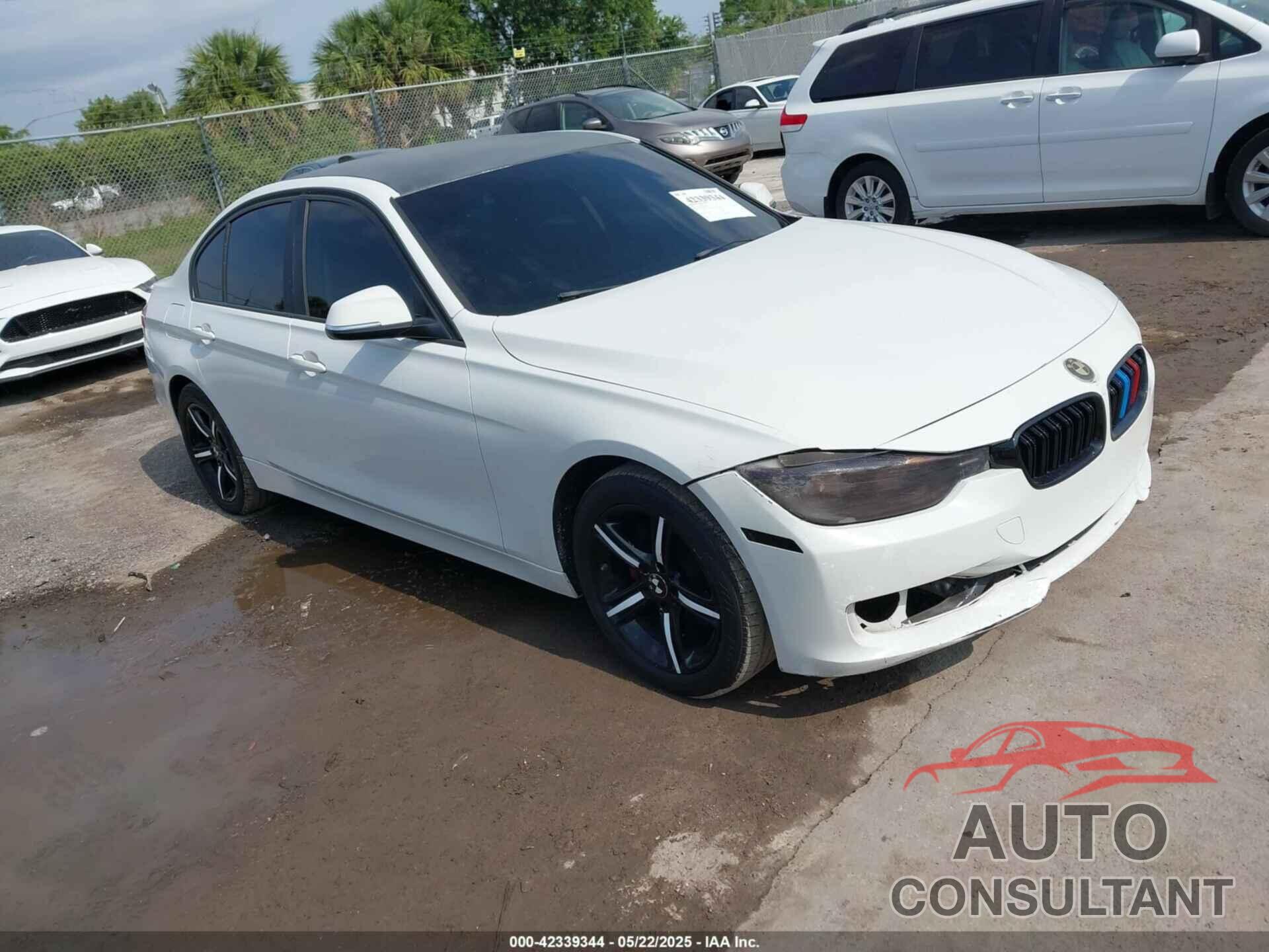 BMW 320I 2013 - WBA3B1C5XDK129200