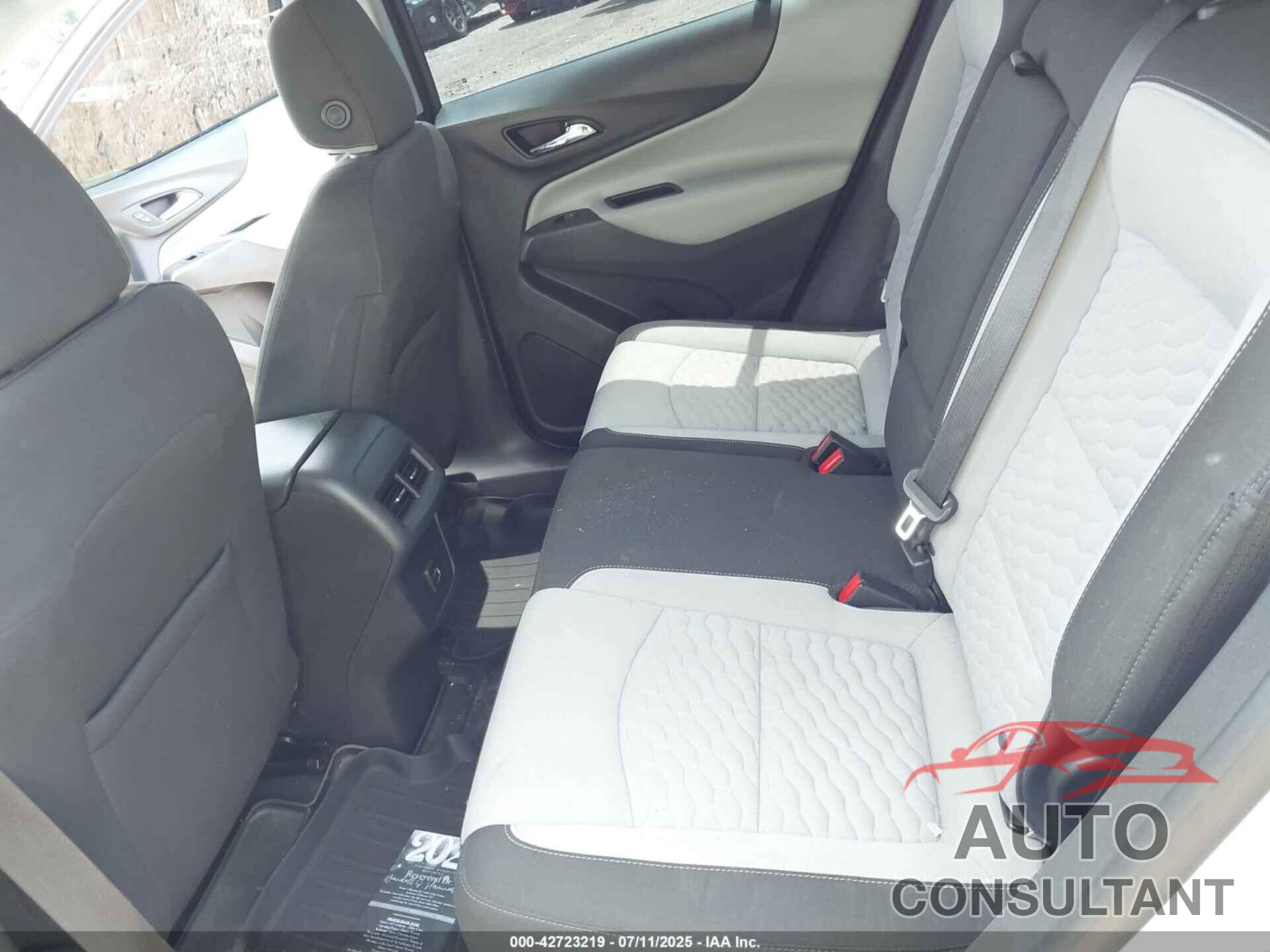 CHEVROLET EQUINOX 2019 - 3GNAXHEV4KS635938