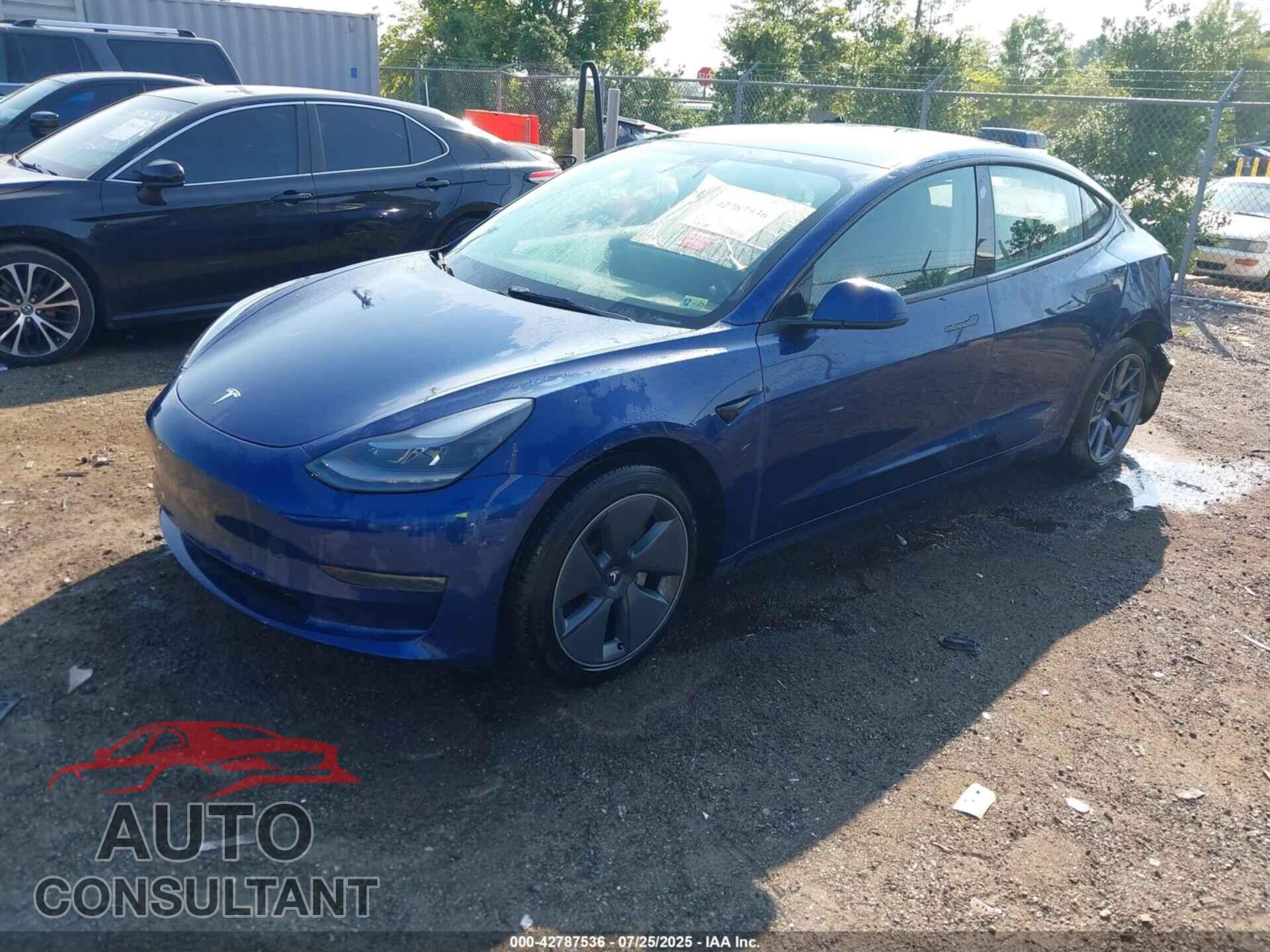 TESLA MODEL 3 2022 - 5YJ3E1EA4NF320761