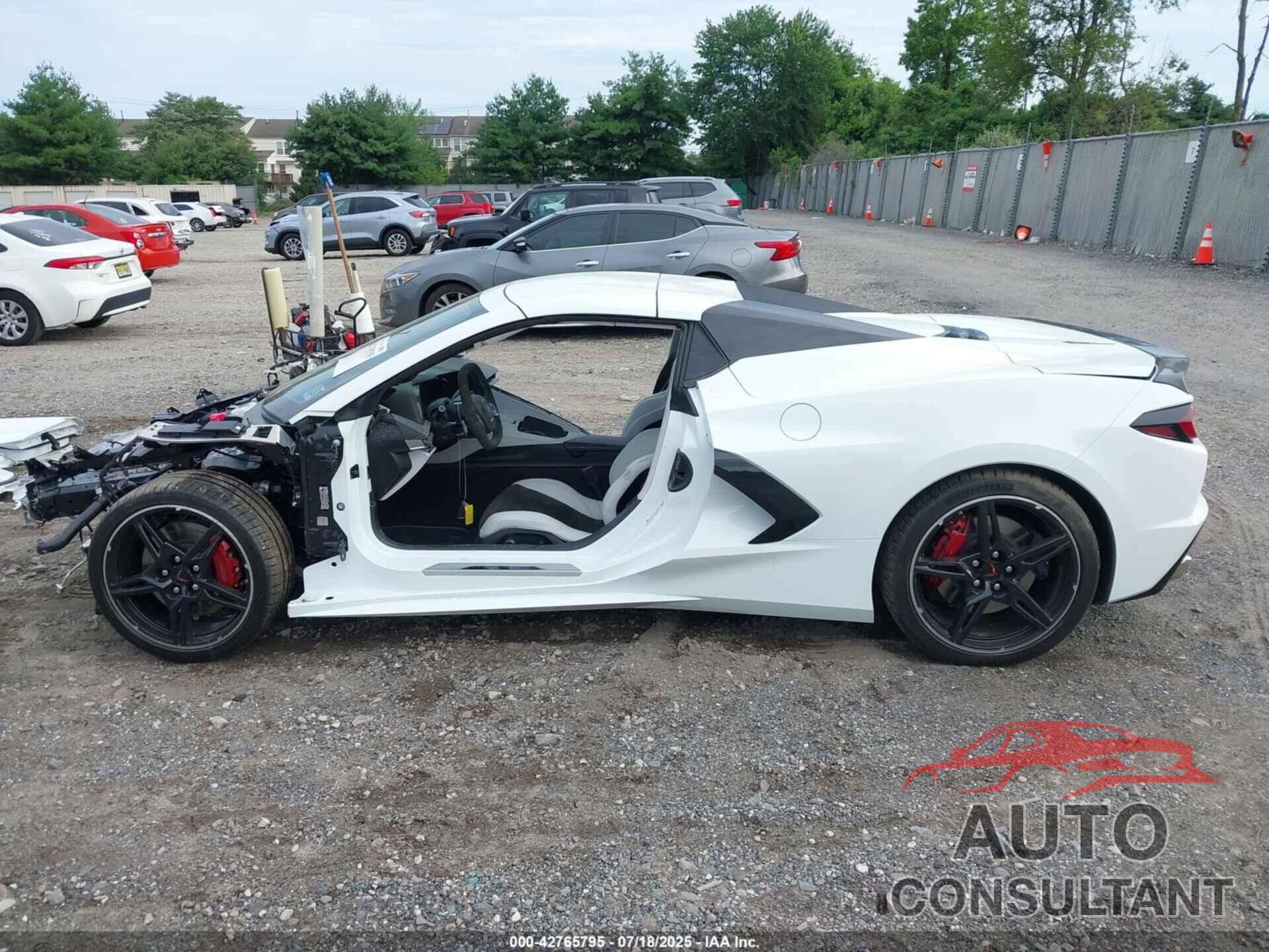 CHEVROLET CORVETTE STINGRAY 2023 - 1G1YC3D4XP5141656