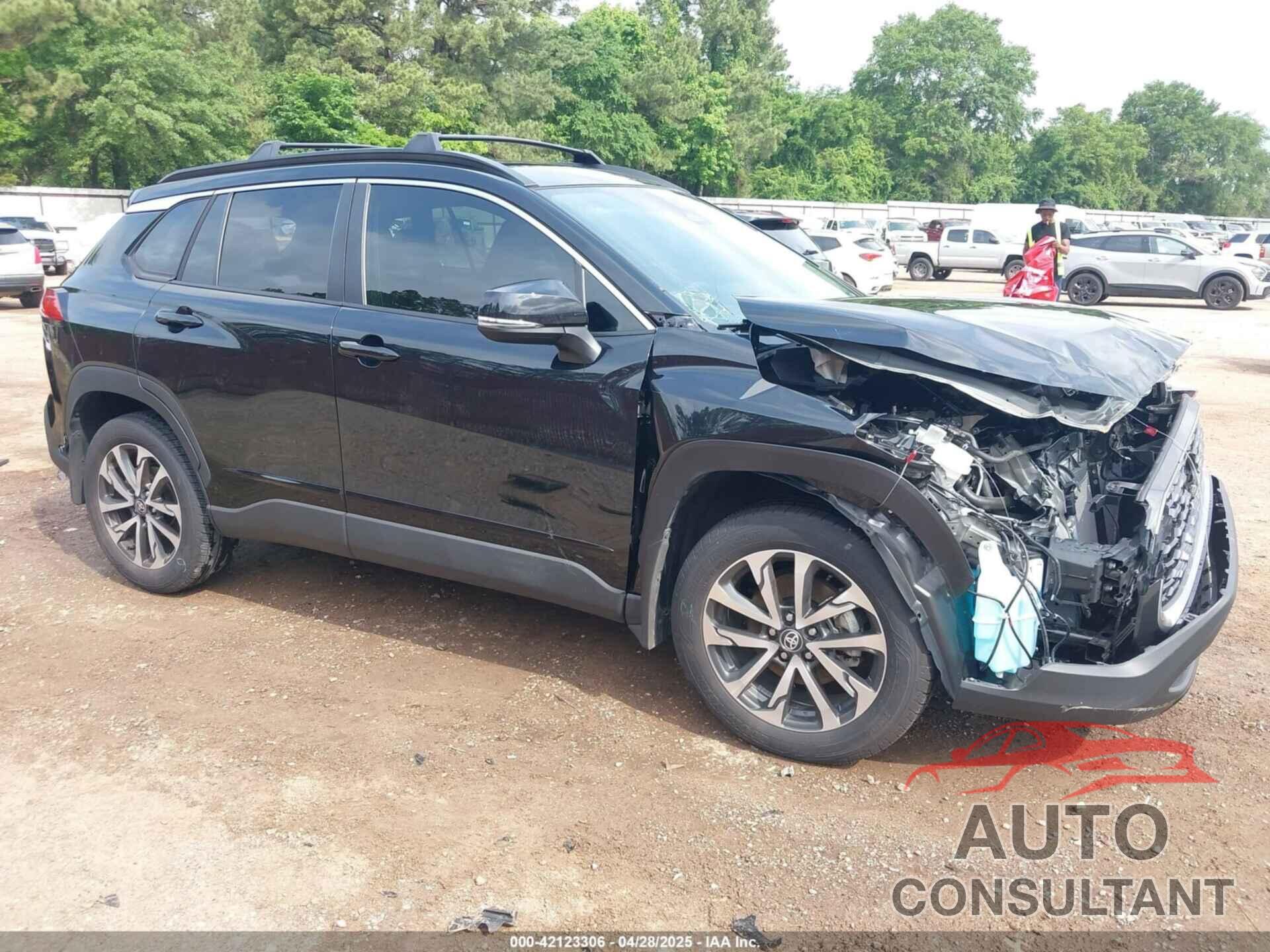TOYOTA COROLLA CROSS 2024 - 7MUDAAAG4RV099759