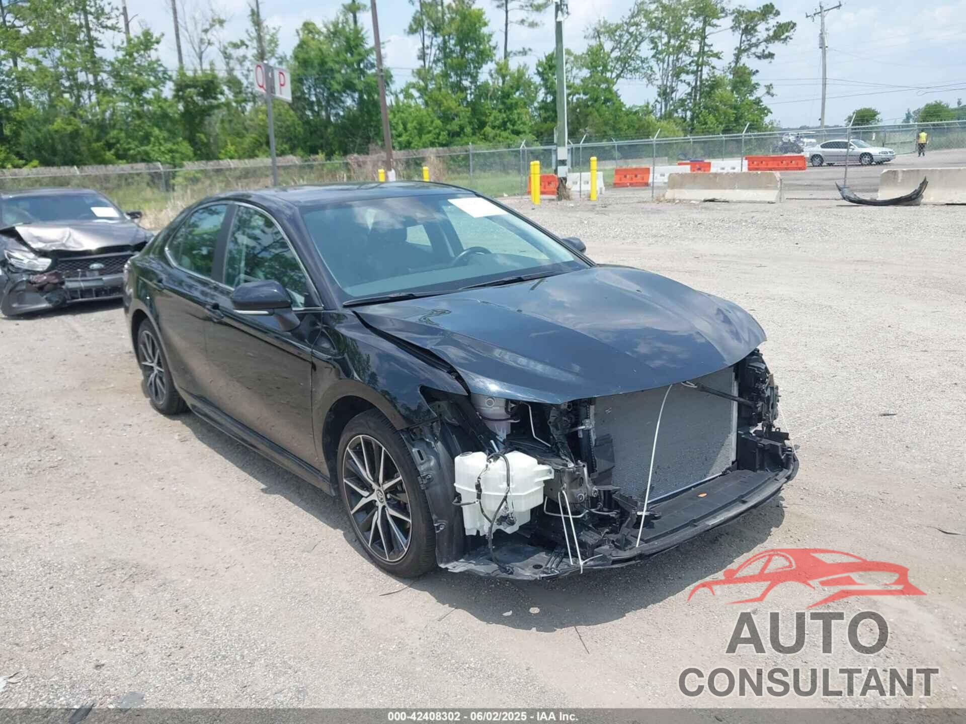 TOYOTA CAMRY 2024 - 4T1G11AK2RU851378