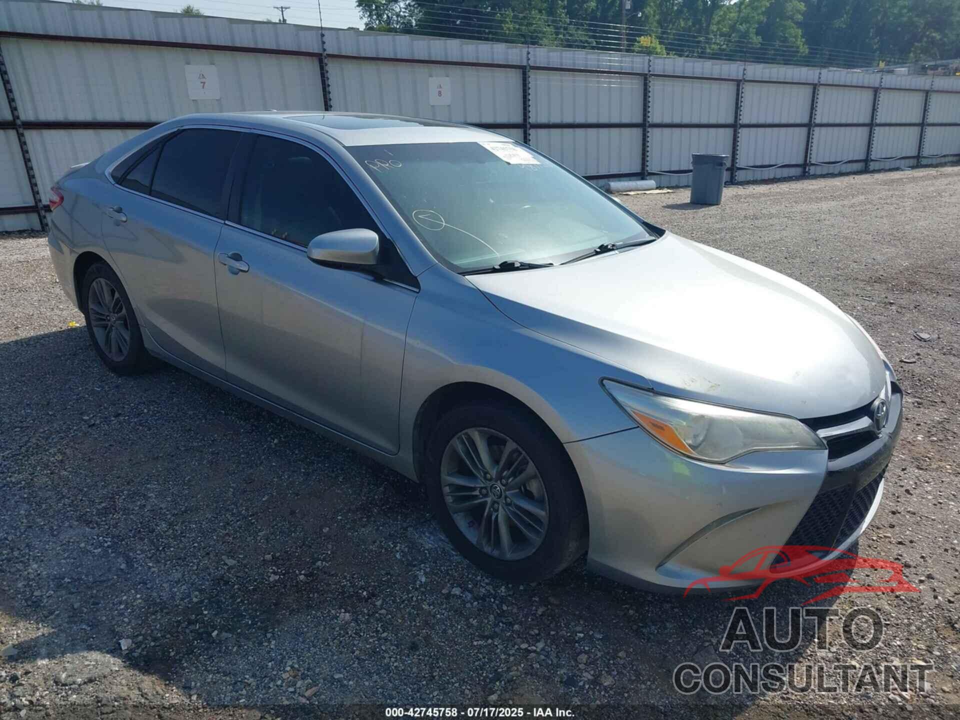 TOYOTA CAMRY 2015 - 4T1BF1FK3FU989138