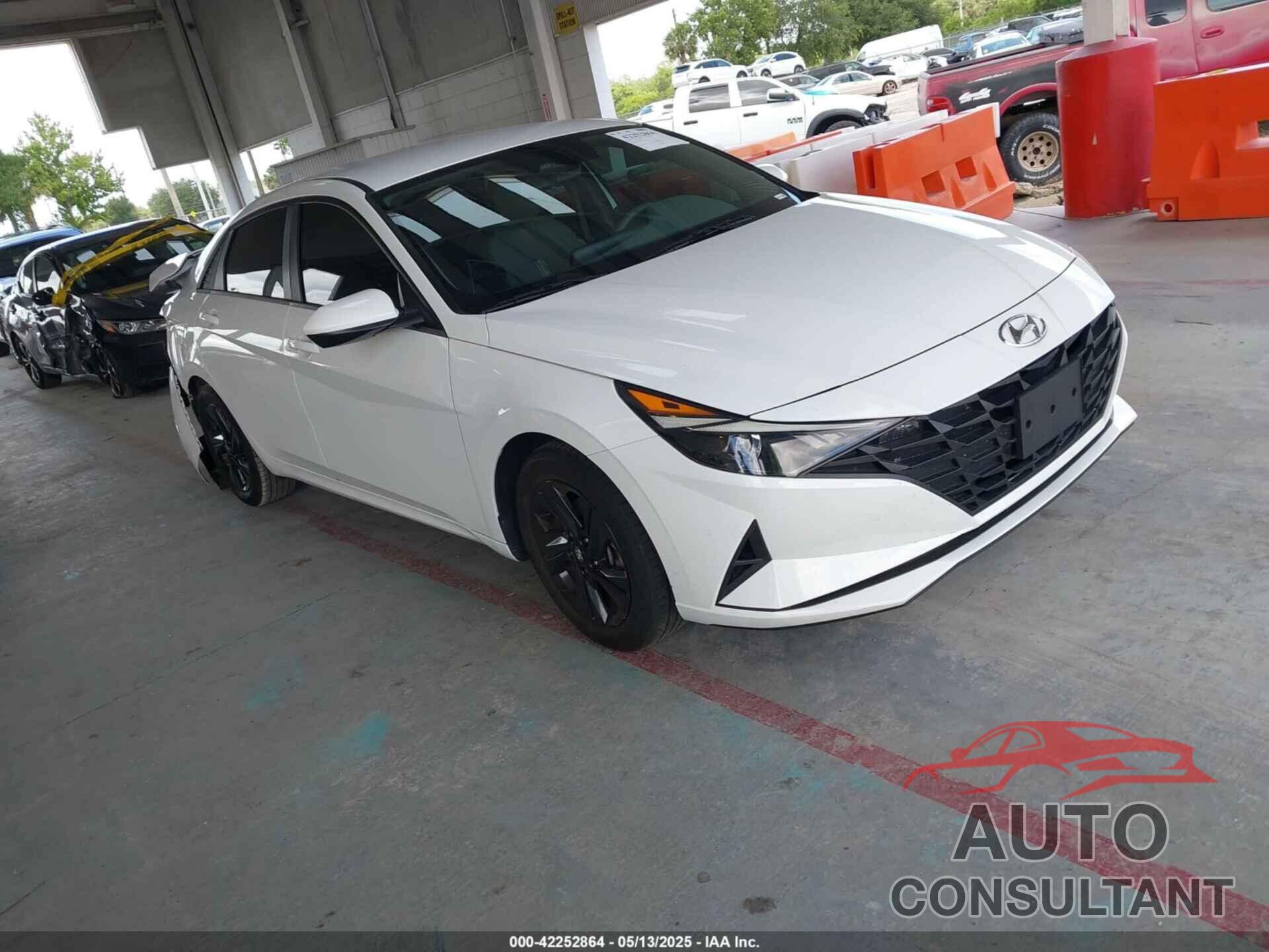 HYUNDAI ELANTRA 2023 - 5NPLM4AG9PH104424