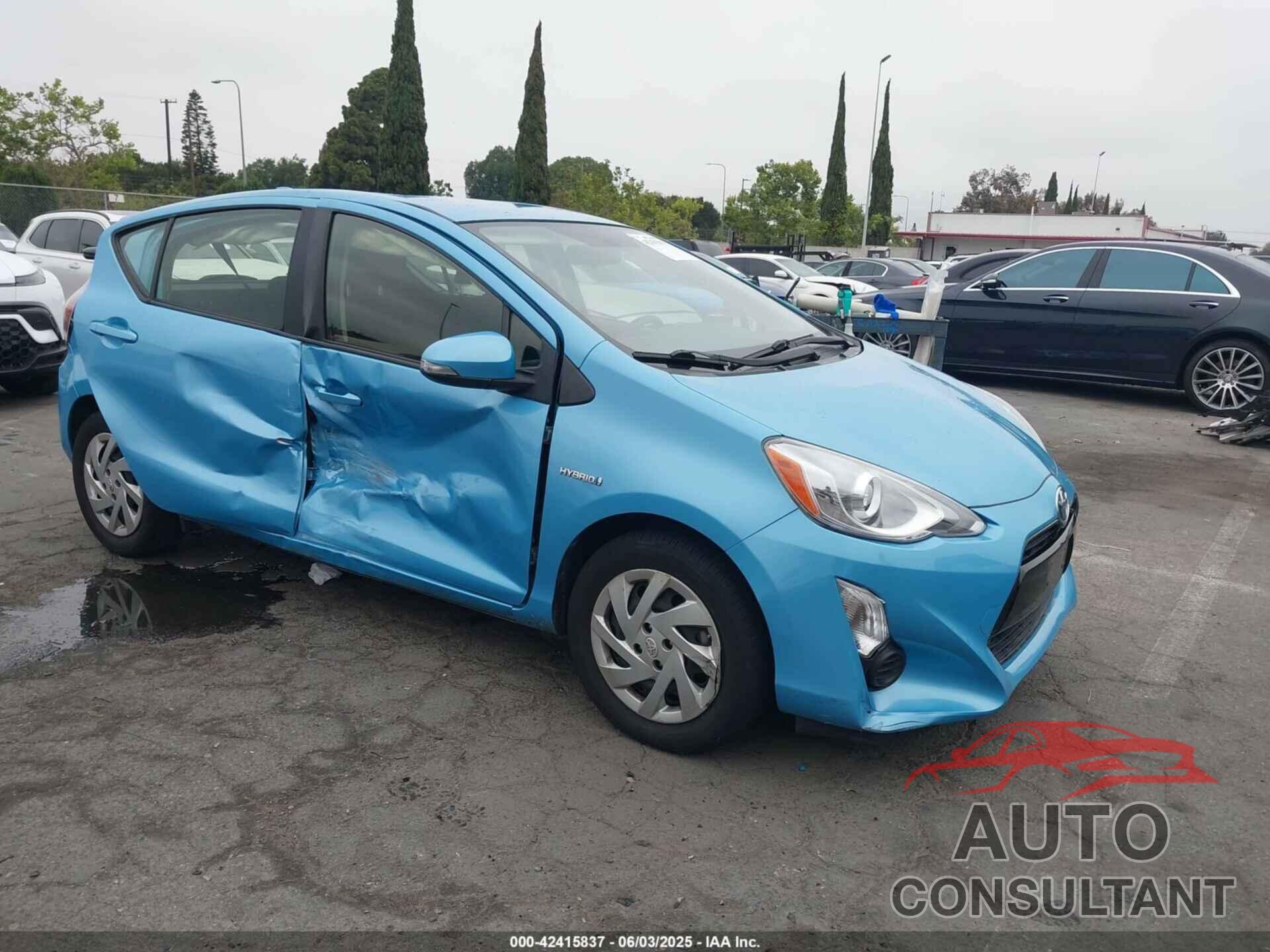 TOYOTA PRIUS C 2015 - JTDKDTB35F1112124