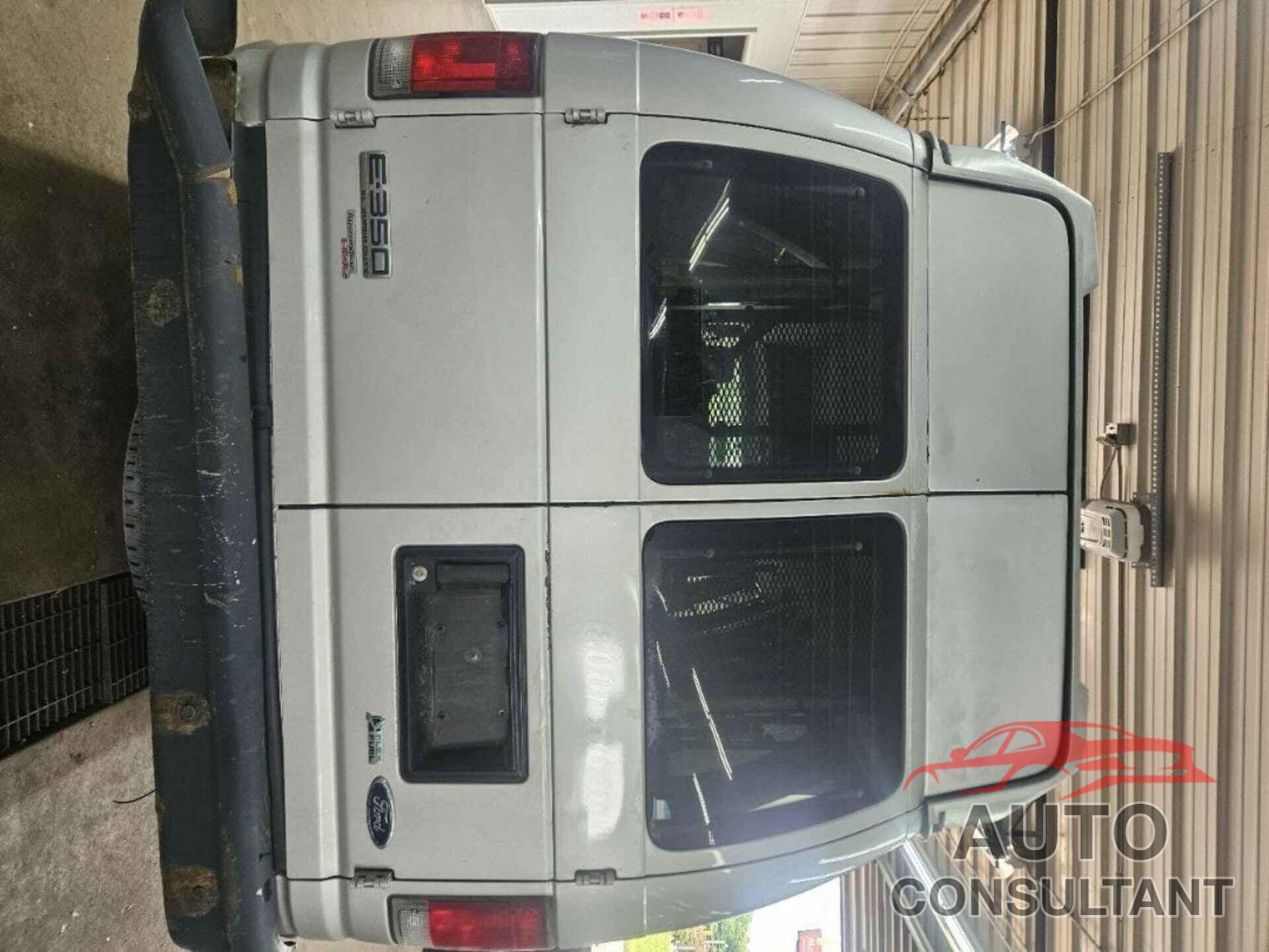 FORD E-350 SUPER DUTY 2011 - 1FBSS3BL1BDA81313