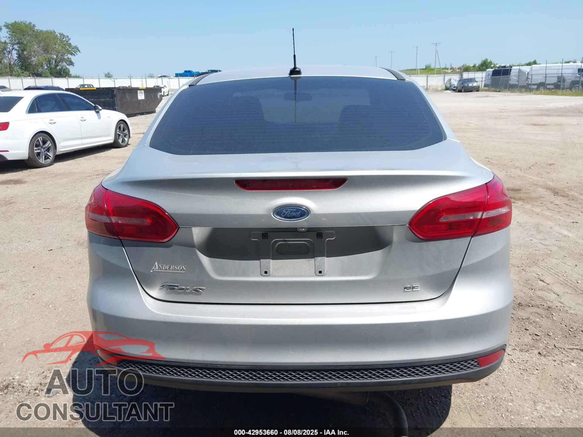 FORD FOCUS 2018 - 1FADP3F29JL329051