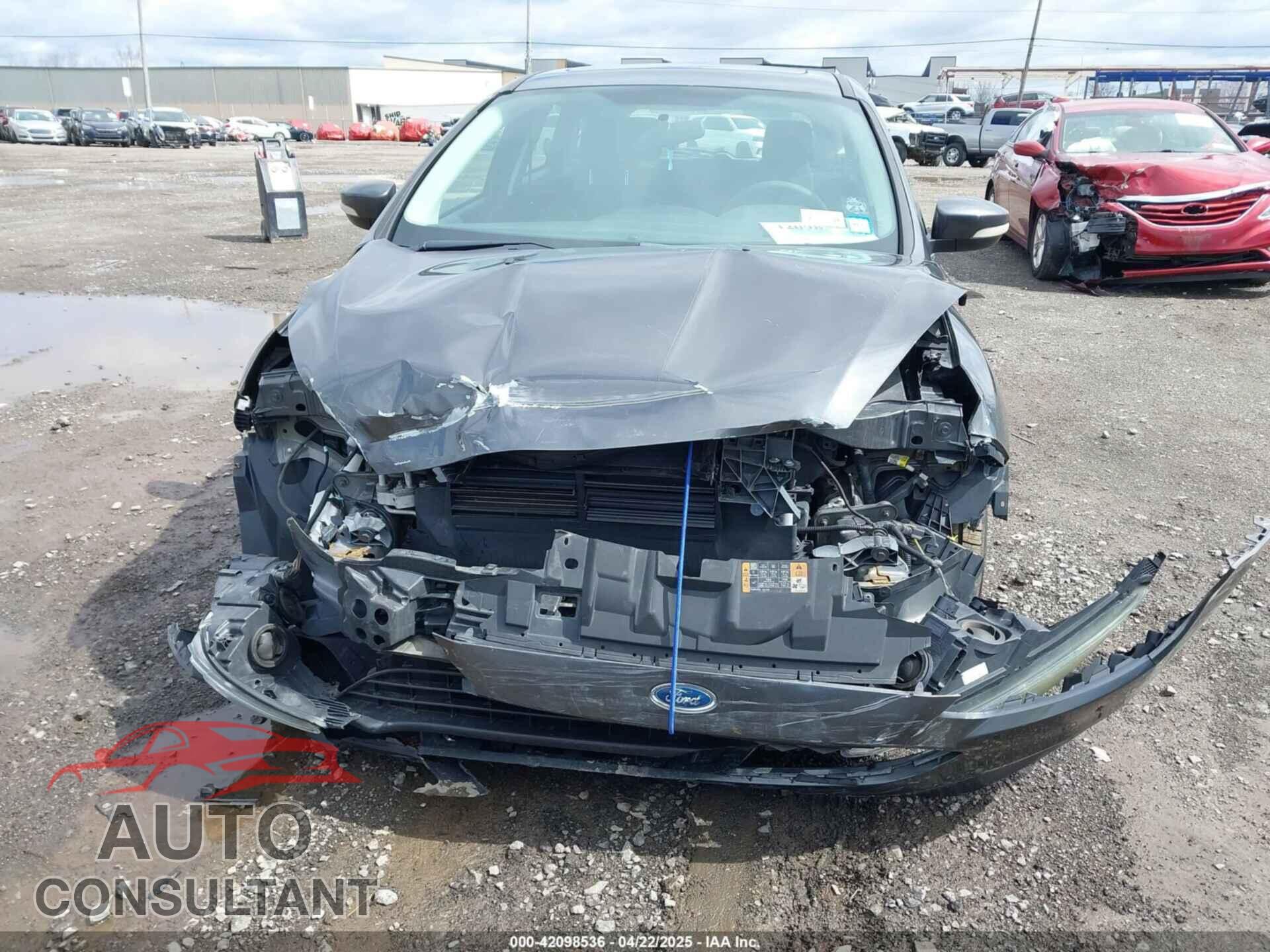 FORD FOCUS 2015 - 1FADP3K21FL230141