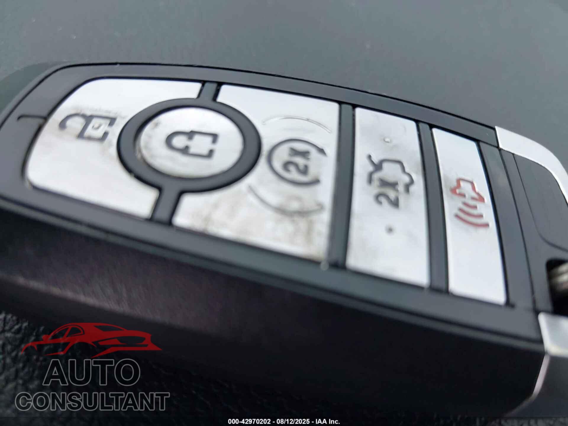 FORD EXPLORER 2018 - 1FM5K7D86JGB55164