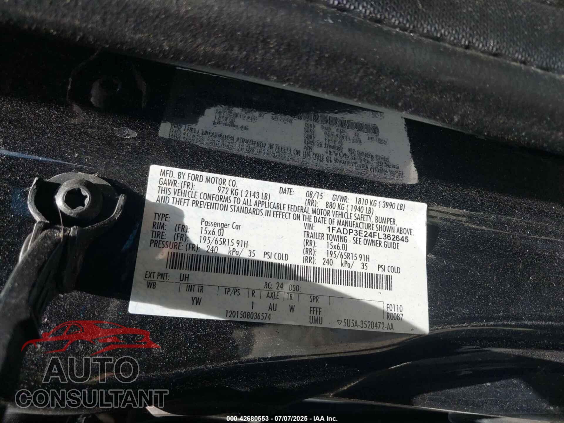 FORD FOCUS 2015 - 1FADP3E24FL362645