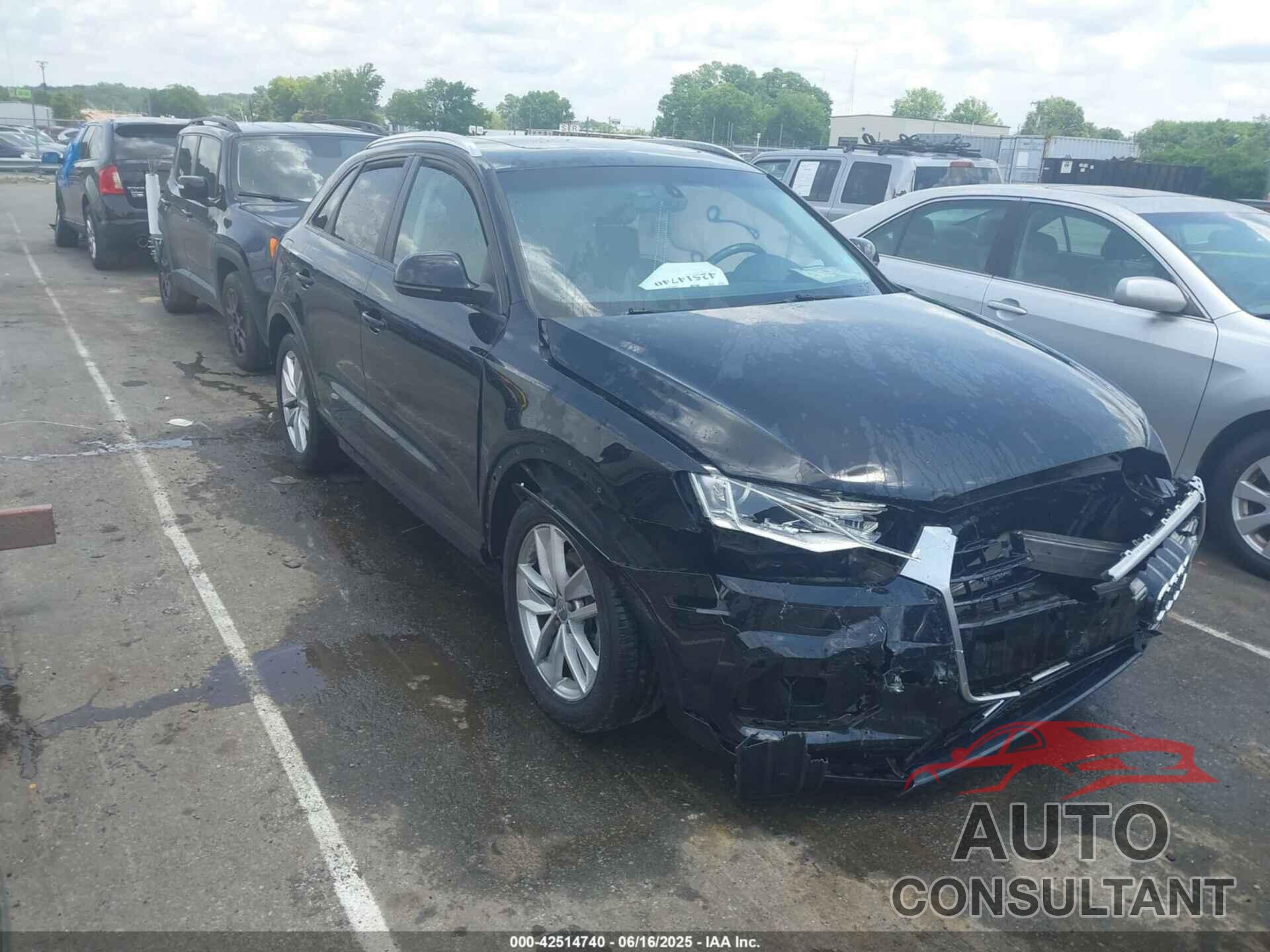 AUDI Q3 2017 - WA1ECCFS2HR008755
