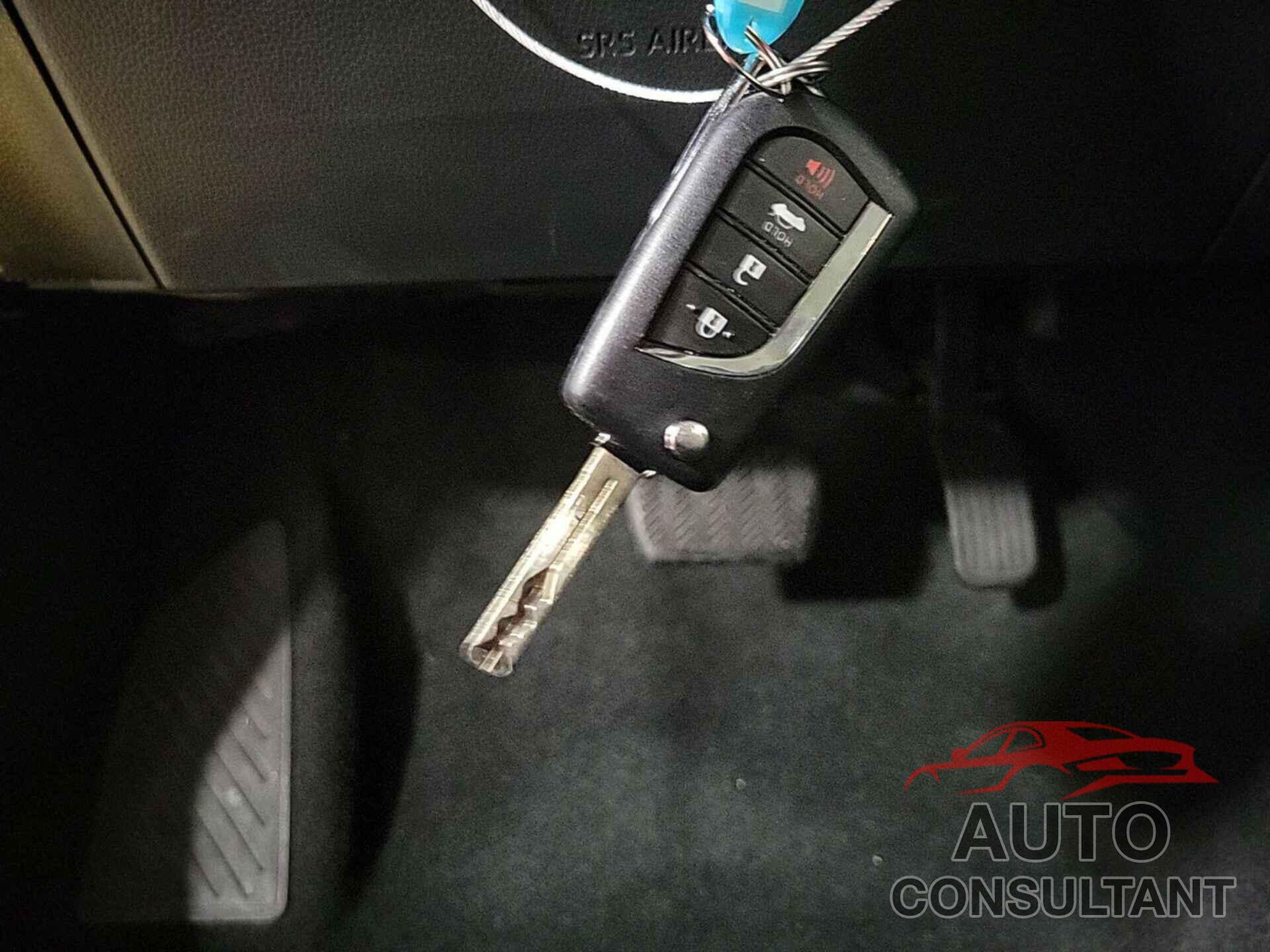 TOYOTA COROLLA 2024 - 5YFB4MDE8RP162956