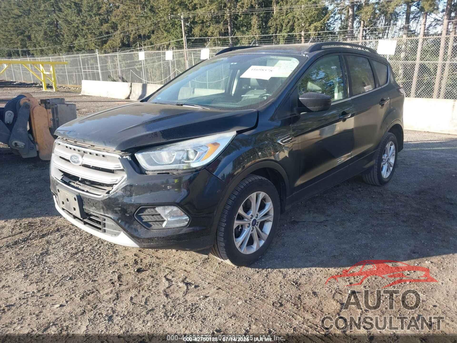 FORD ESCAPE 2017 - 1FMCU9G93HUC02907