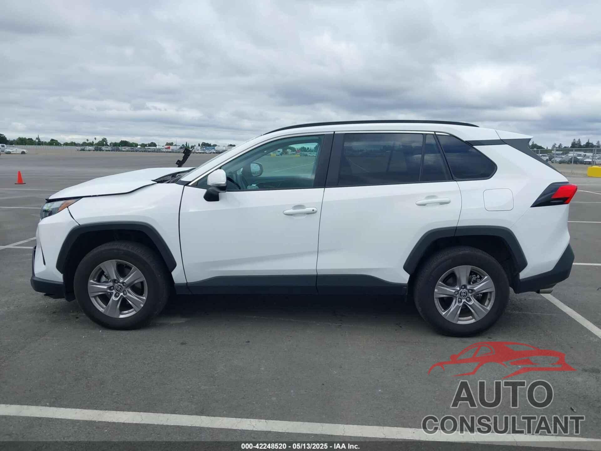 TOYOTA RAV4 2022 - 2T3P1RFV6NW315780