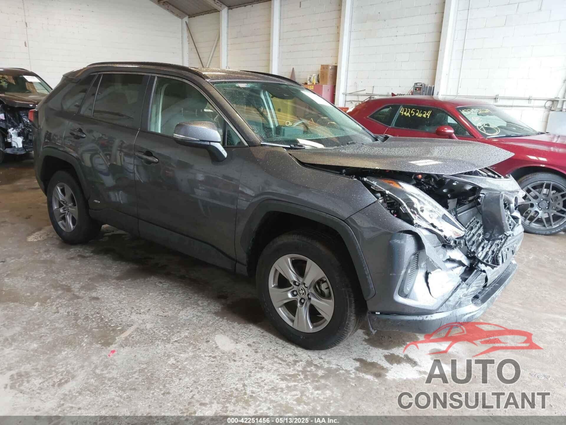 TOYOTA RAV4 HYBRID 2025 - JTMRWRFV8SJ063275