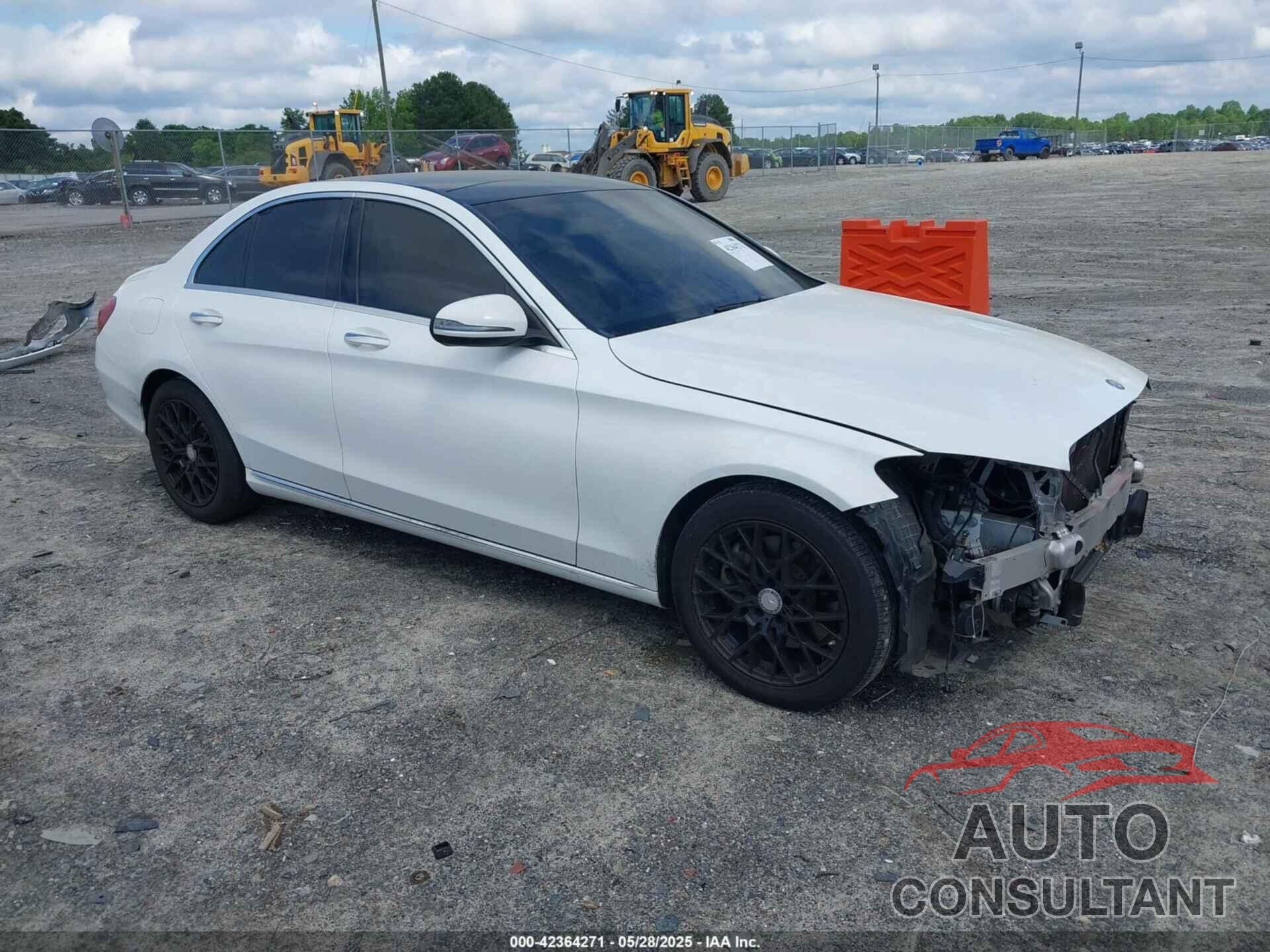 MERCEDES-BENZ C 300 2016 - 55SWF4JB3GU163946
