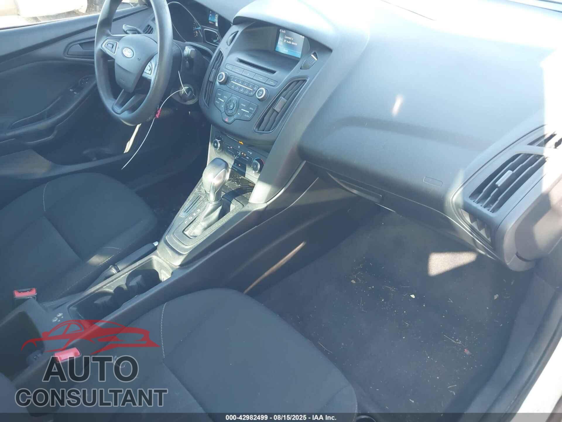 FORD FOCUS 2016 - 1FADP3E28GL393768
