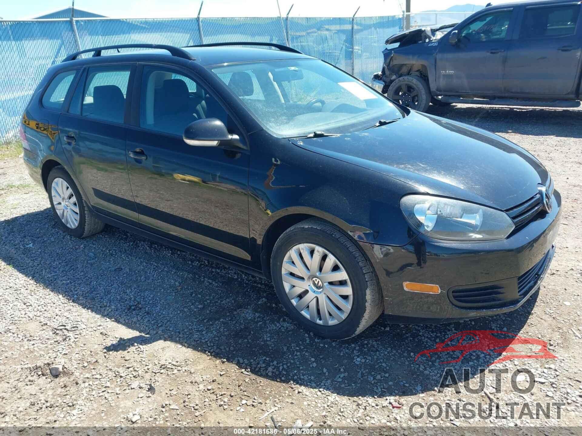 VOLKSWAGEN JETTA SPORTWAGEN 2013 - 3VWPP7AJ8DM620623