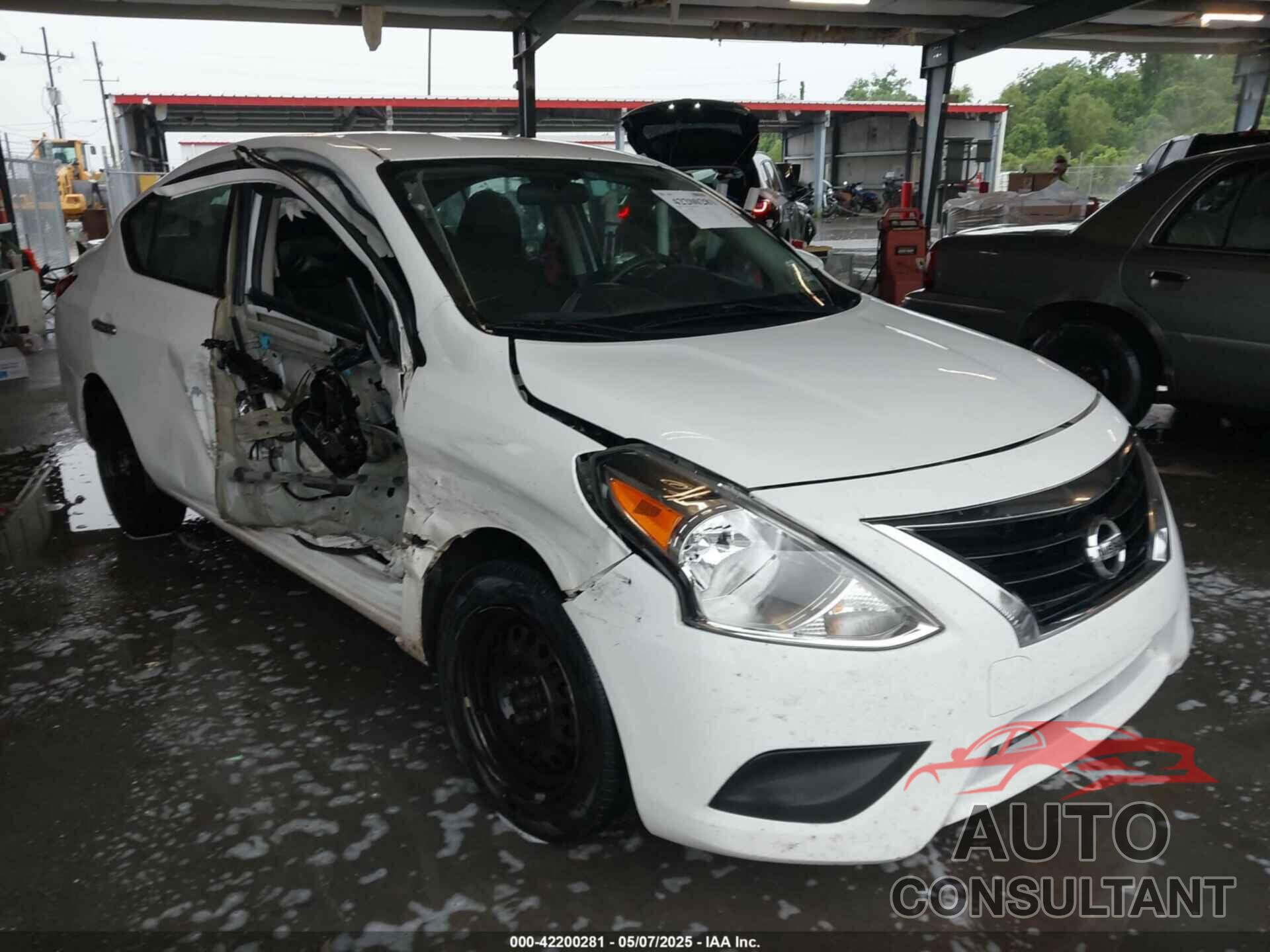 NISSAN VERSA 2017 - 3N1CN7AP0HL806442