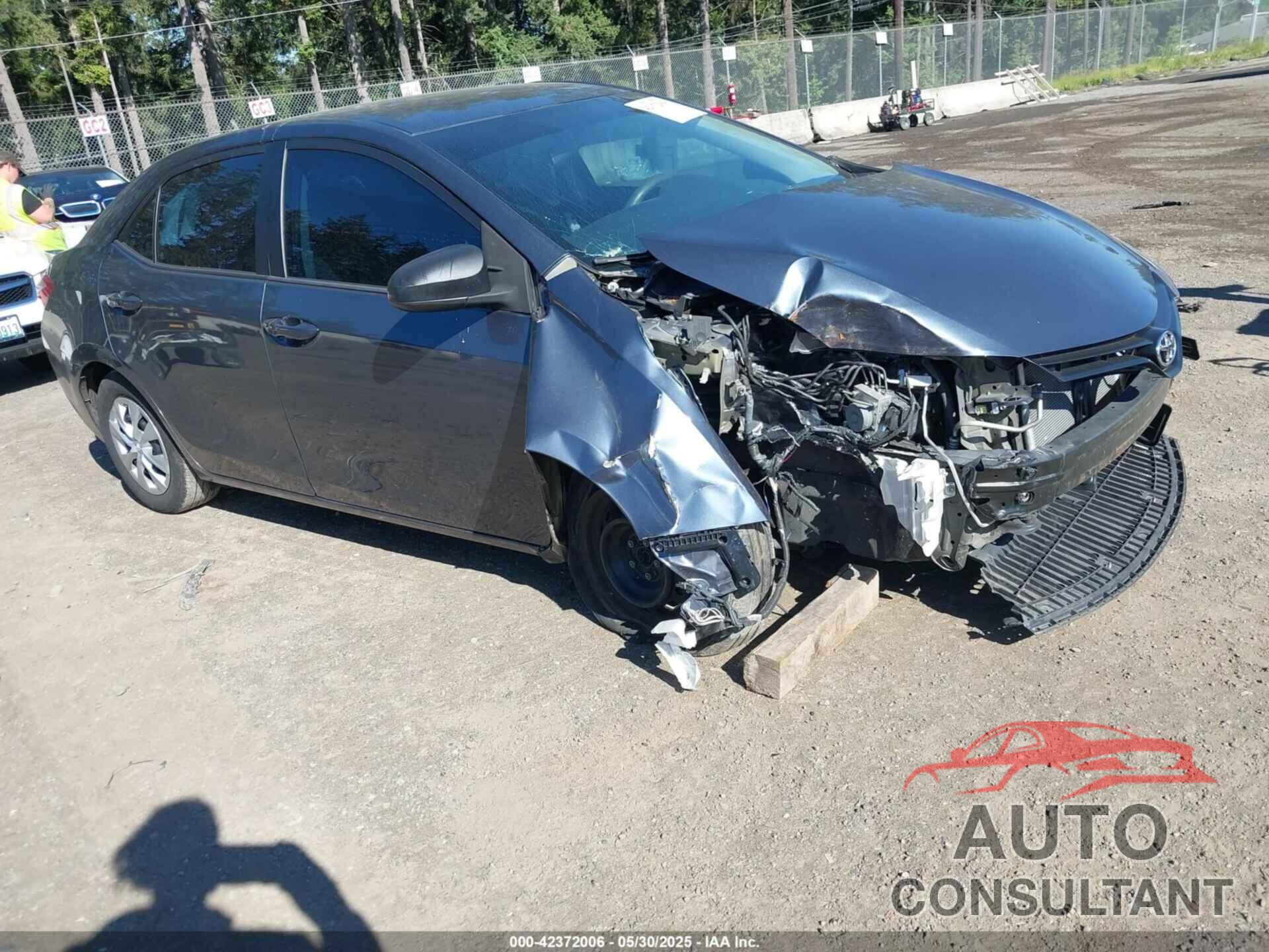 TOYOTA COROLLA 2015 - 5YFBURHE9FP351327
