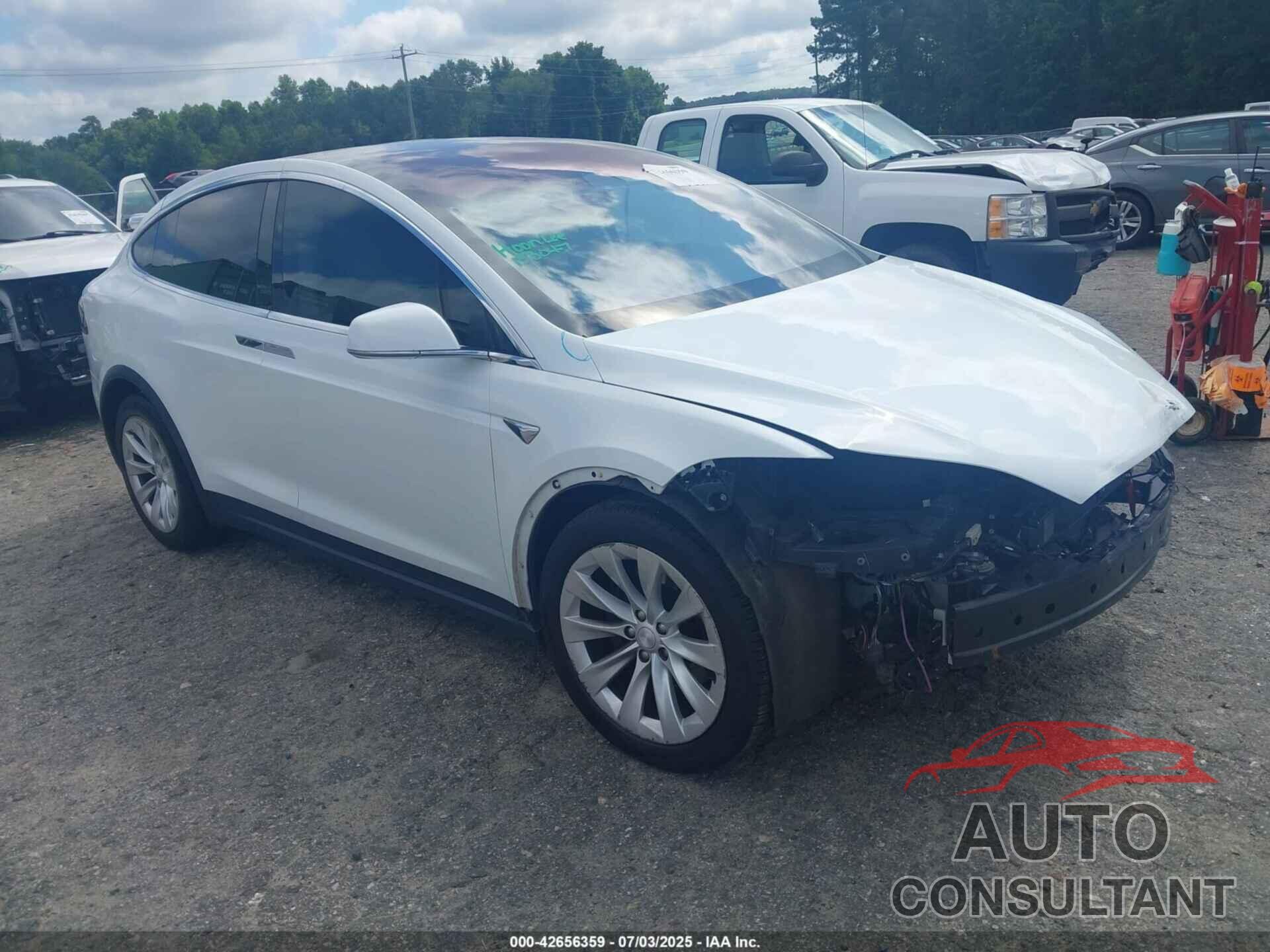 TESLA MODEL X 2018 - 5YJXCDE25JF113663