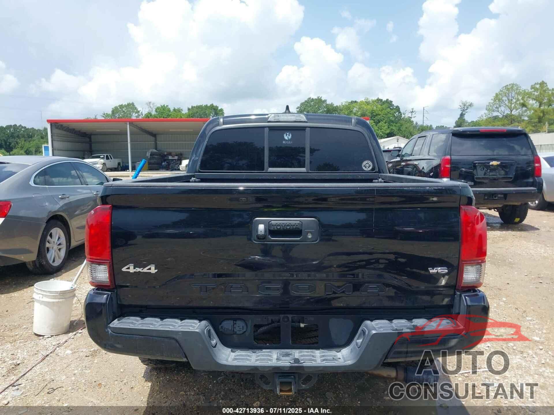 TOYOTA TACOMA 2022 - 3TMCZ5ANXNM520138