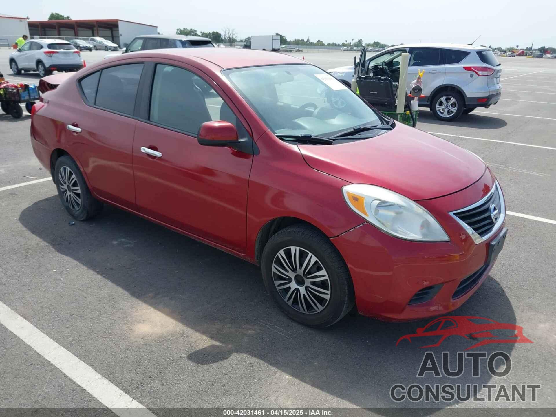 NISSAN VERSA 2012 - 3N1CN7AP5CL860456