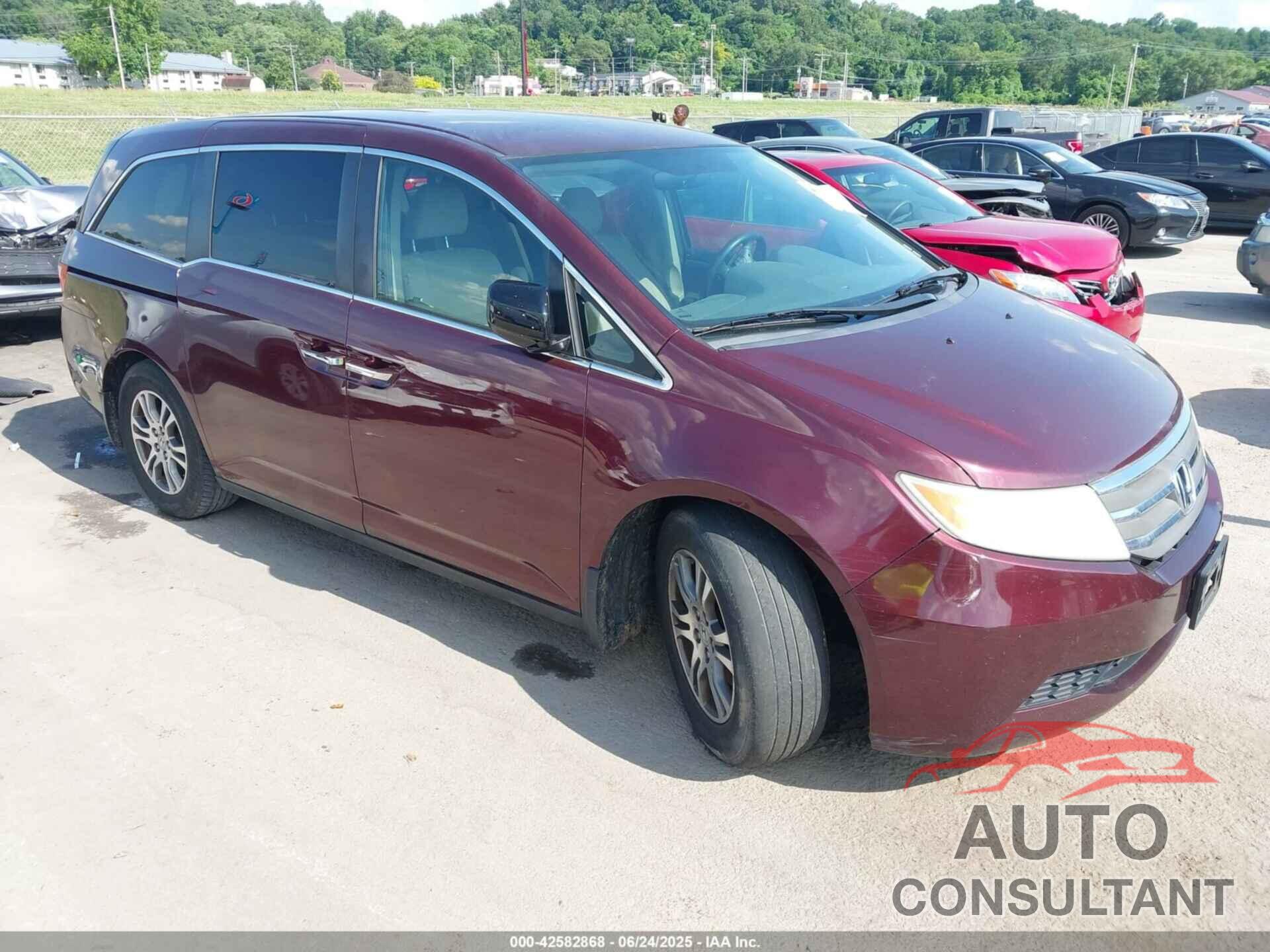 HONDA ODYSSEY 2013 - 5FNRL5H48DB042460