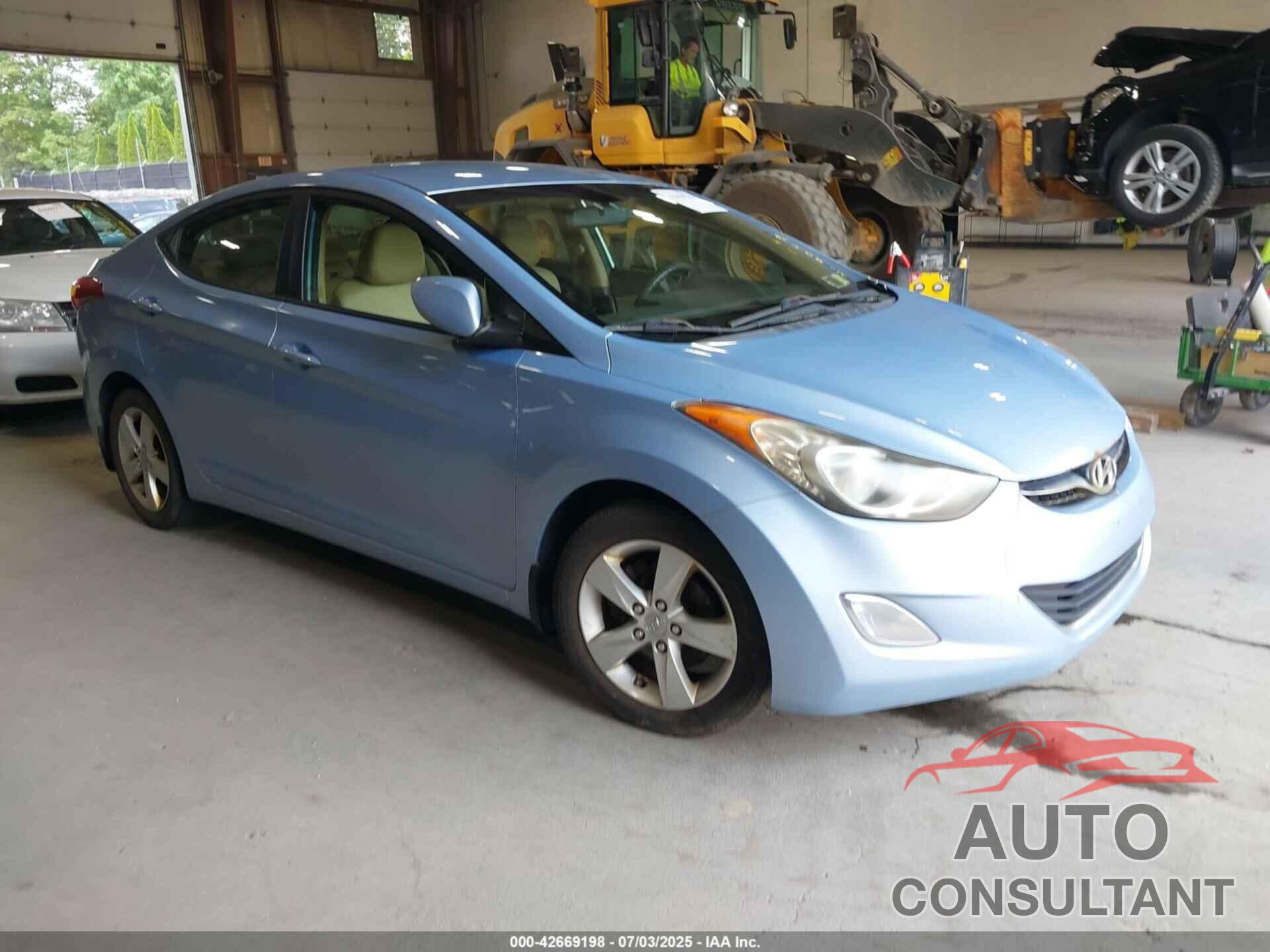 HYUNDAI ELANTRA 2012 - KMHDH4AE5CU425301