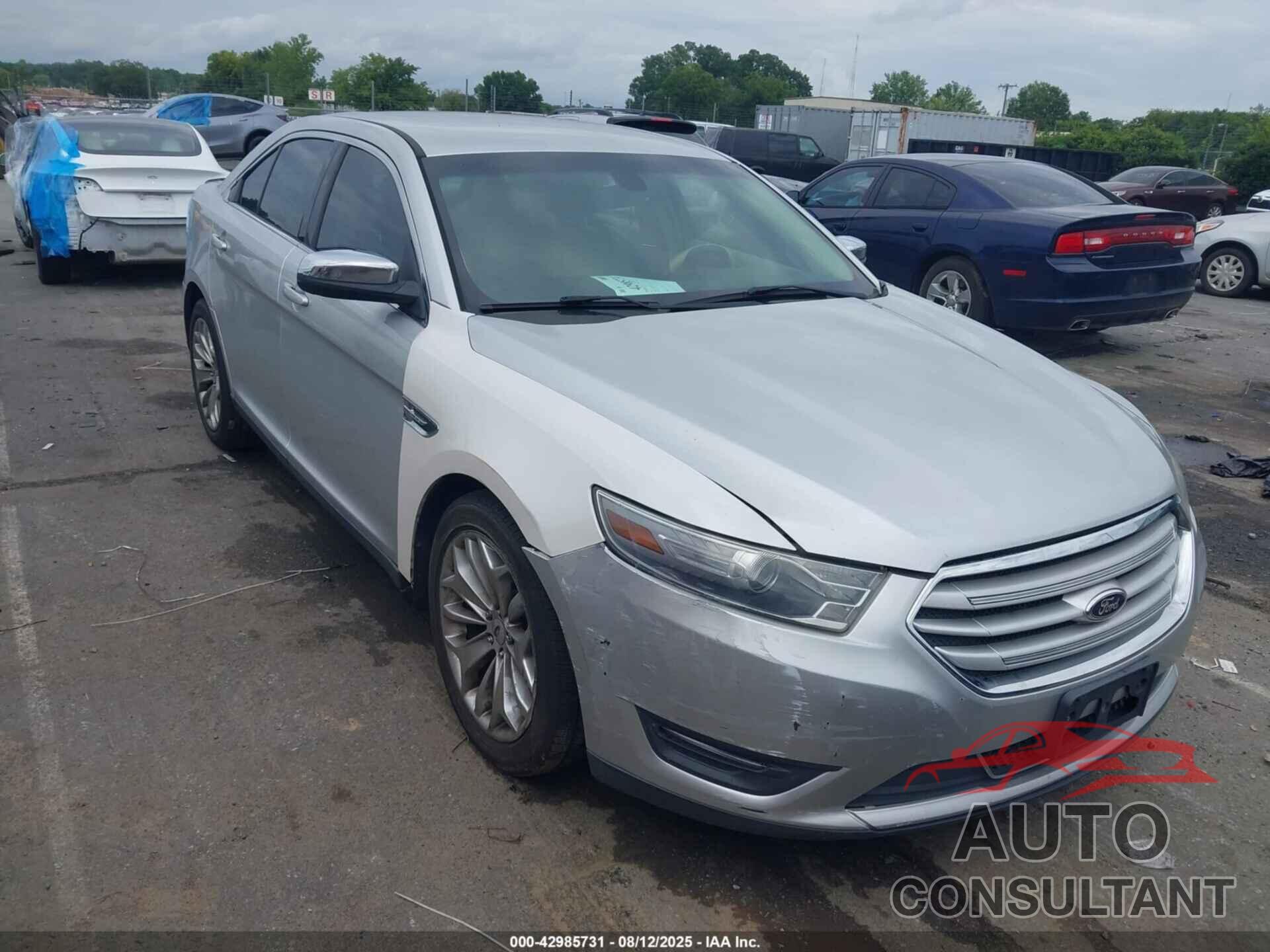 FORD TAURUS 2013 - 1FAHP2F83DG129103