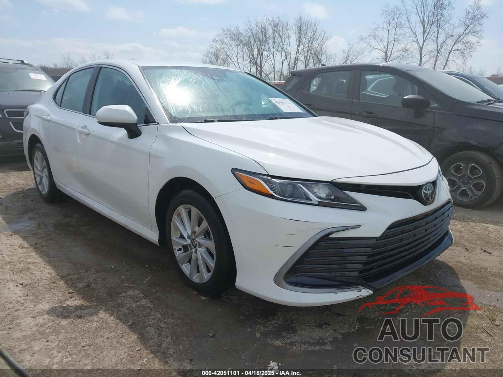 TOYOTA CAMRY 2023 - 4T1C11BK0PU084544