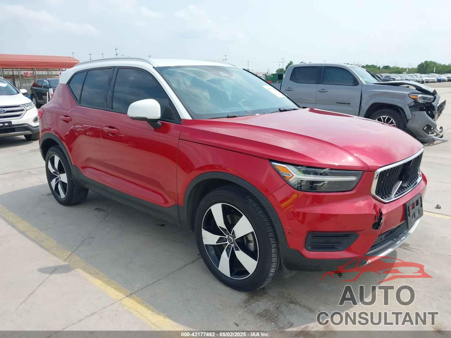 VOLVO XC40 2019 - YV4162XZ8K2004854