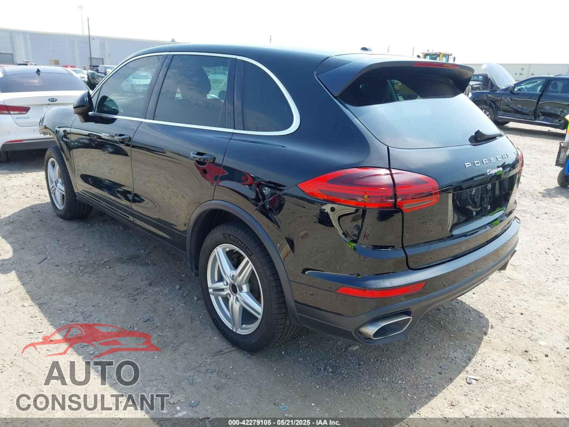 PORSCHE CAYENNE 2016 - WP1AF2A29GKA41335
