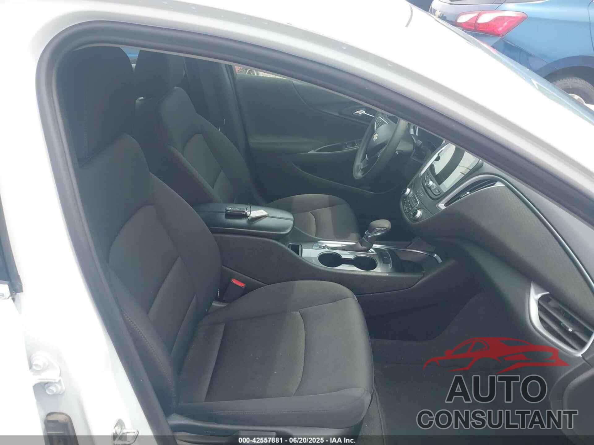 CHEVROLET MALIBU 2023 - 1G1ZD5ST1PF169475