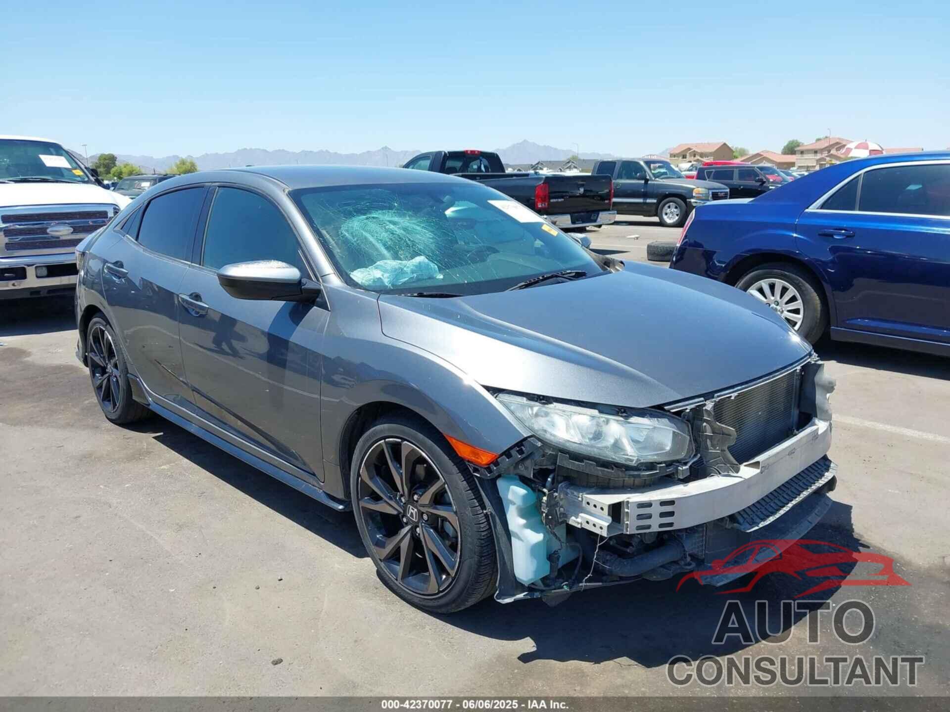 HONDA CIVIC 2018 - SHHFK7H49JU421768