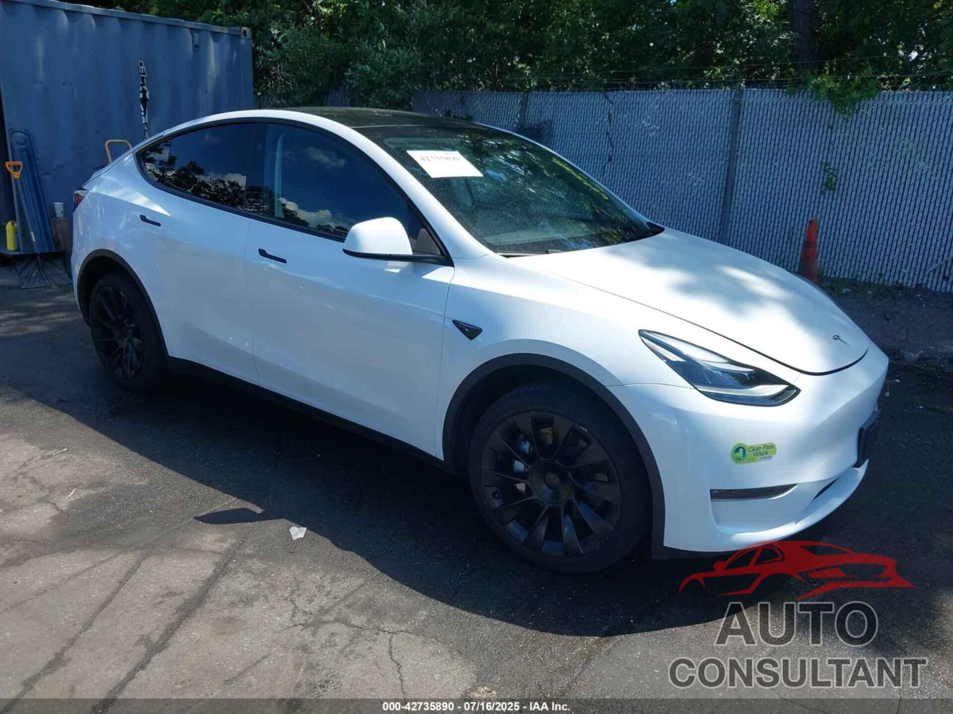 TESLA MODEL Y 2024 - 7SAYGDEE8RA239384