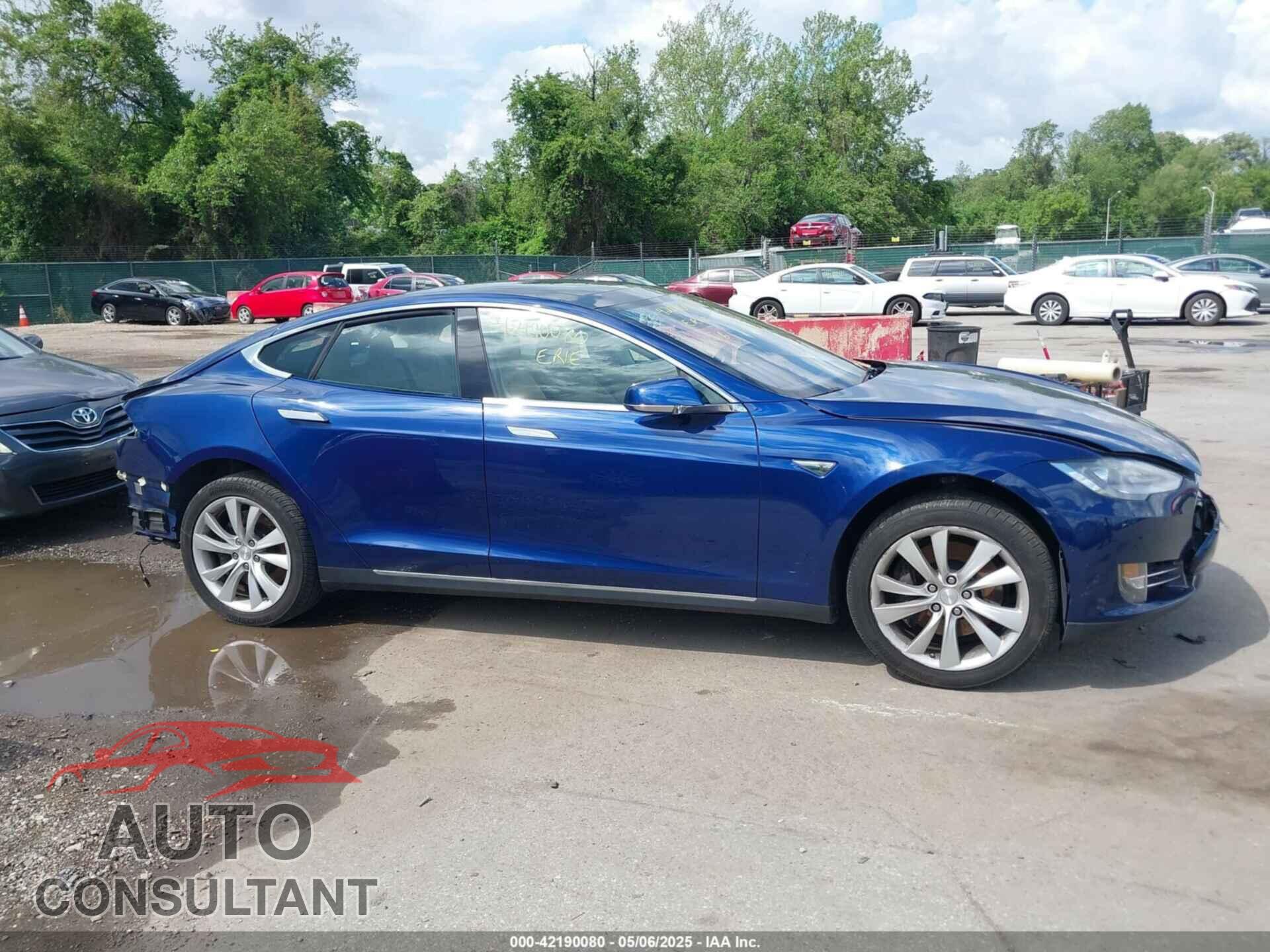TESLA MODEL S 2015 - 5YJSA1E27FF110186