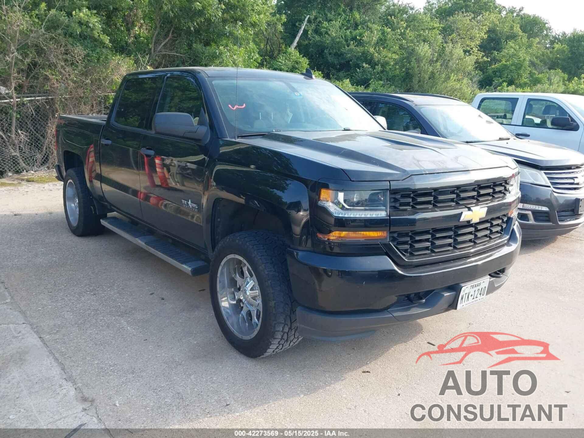 CHEVROLET SILVERADO 1500 2018 - 3GCUKPEC4JG271356