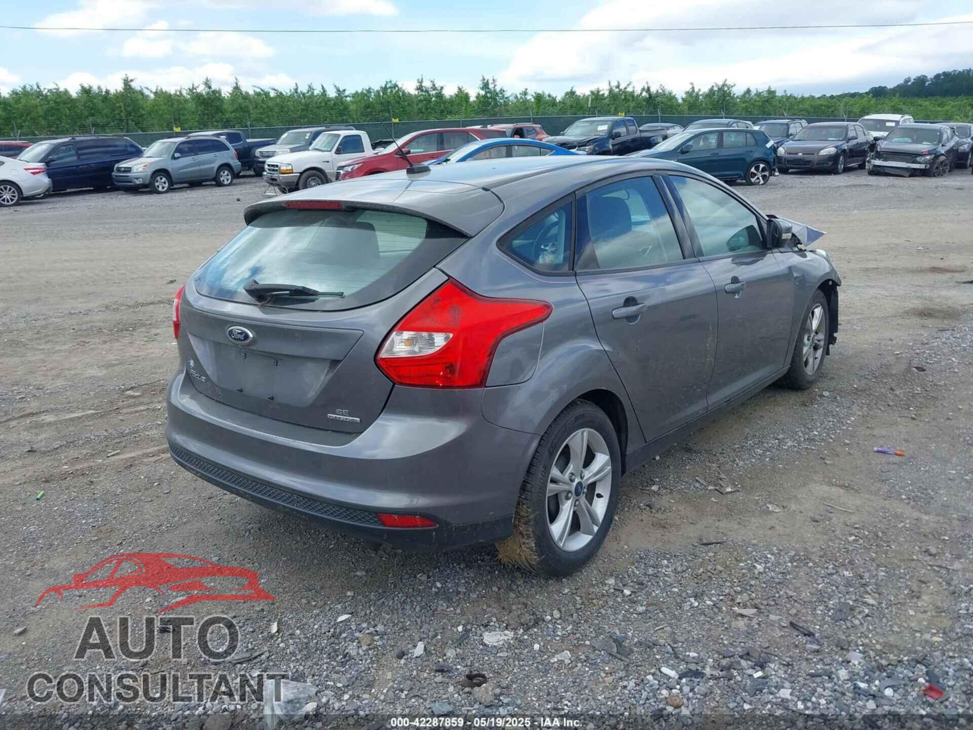 FORD FOCUS 2014 - 1FADP3K23EL280103