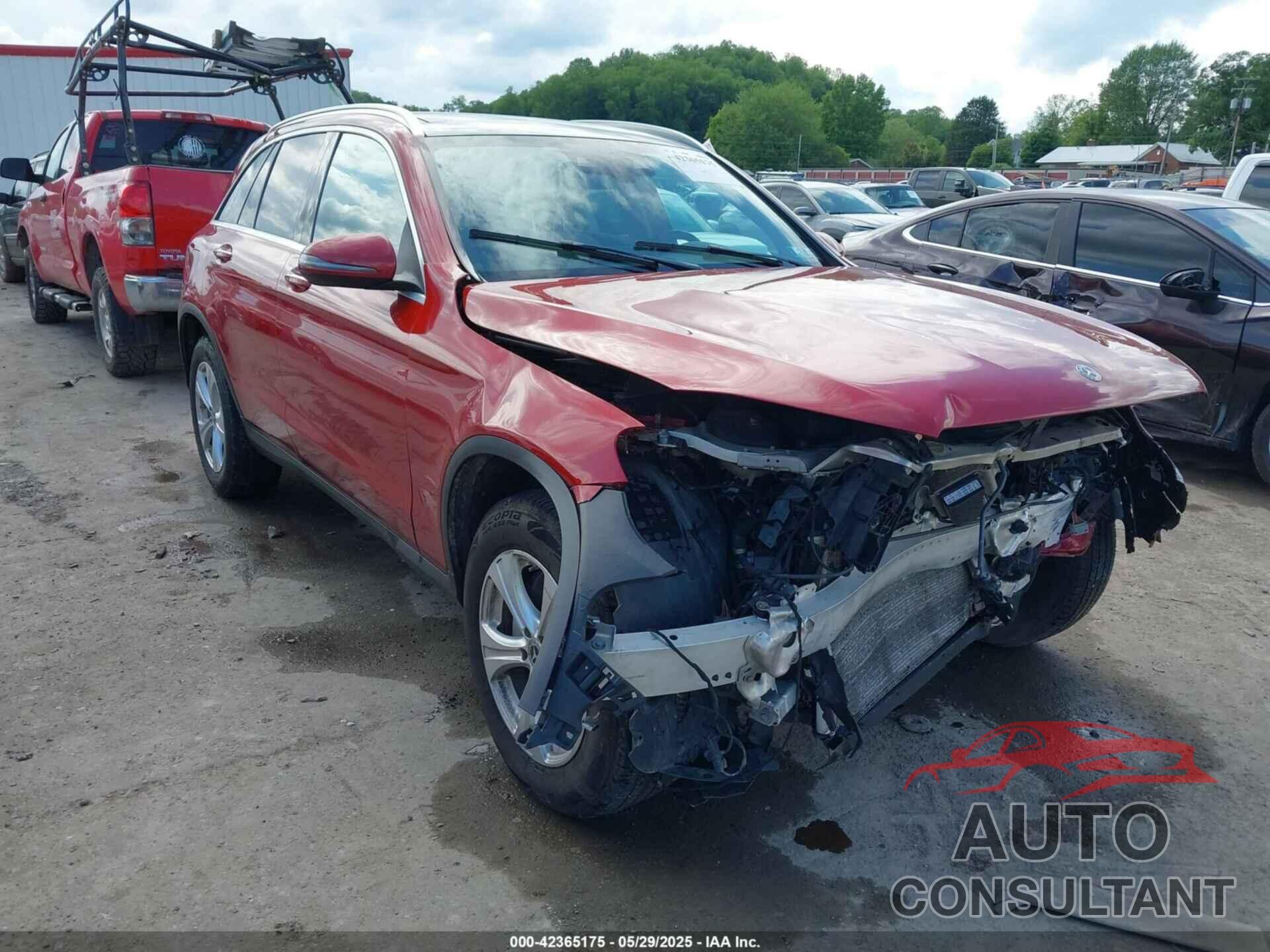 MERCEDES-BENZ GLC 300 2018 - WDC0G4KB3JV102702