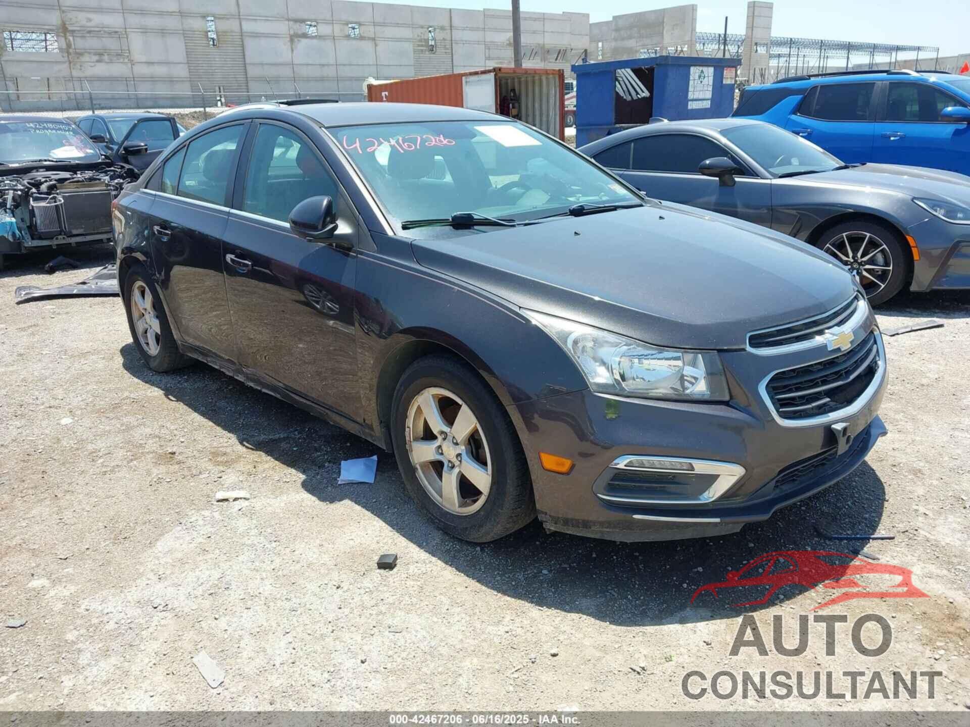 CHEVROLET CRUZE 2015 - 1G1PC5SB5F7235875
