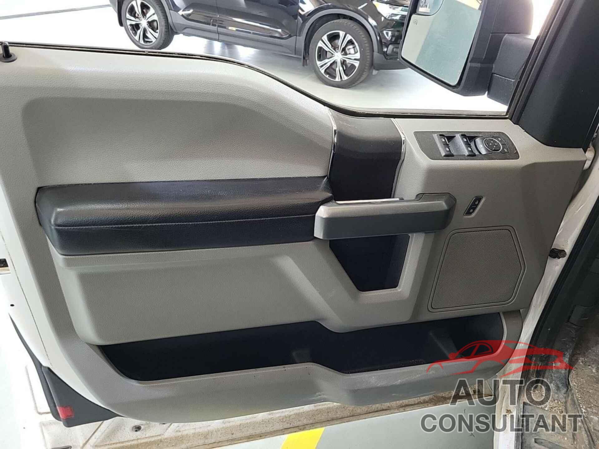 FORD F150 2018 - 1FTEX1CP8JKF23661