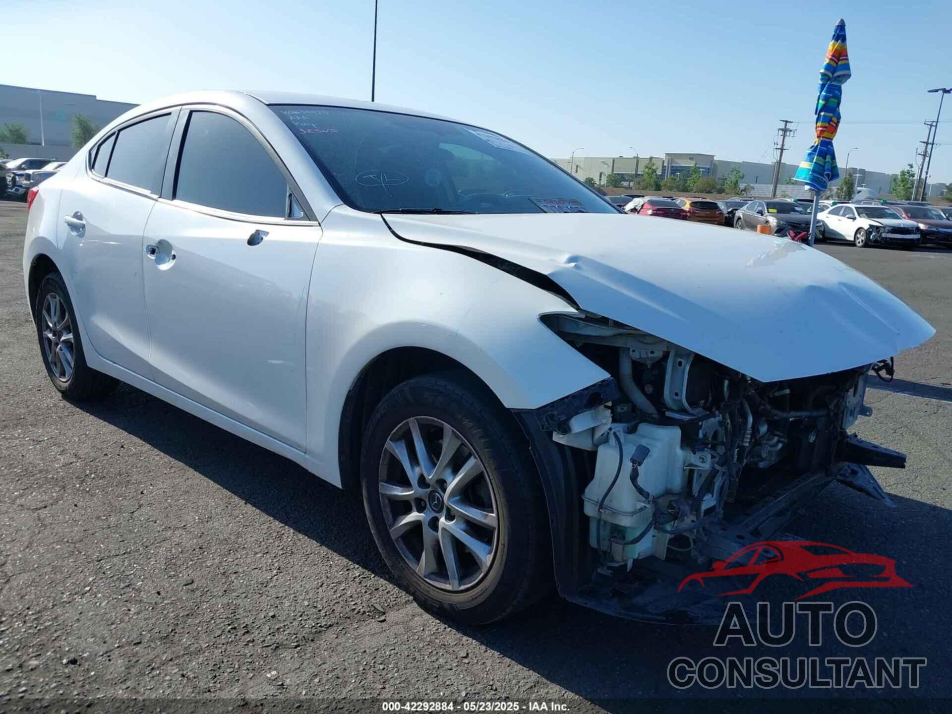 MAZDA MAZDA3 2017 - 3MZBN1U72HM153976
