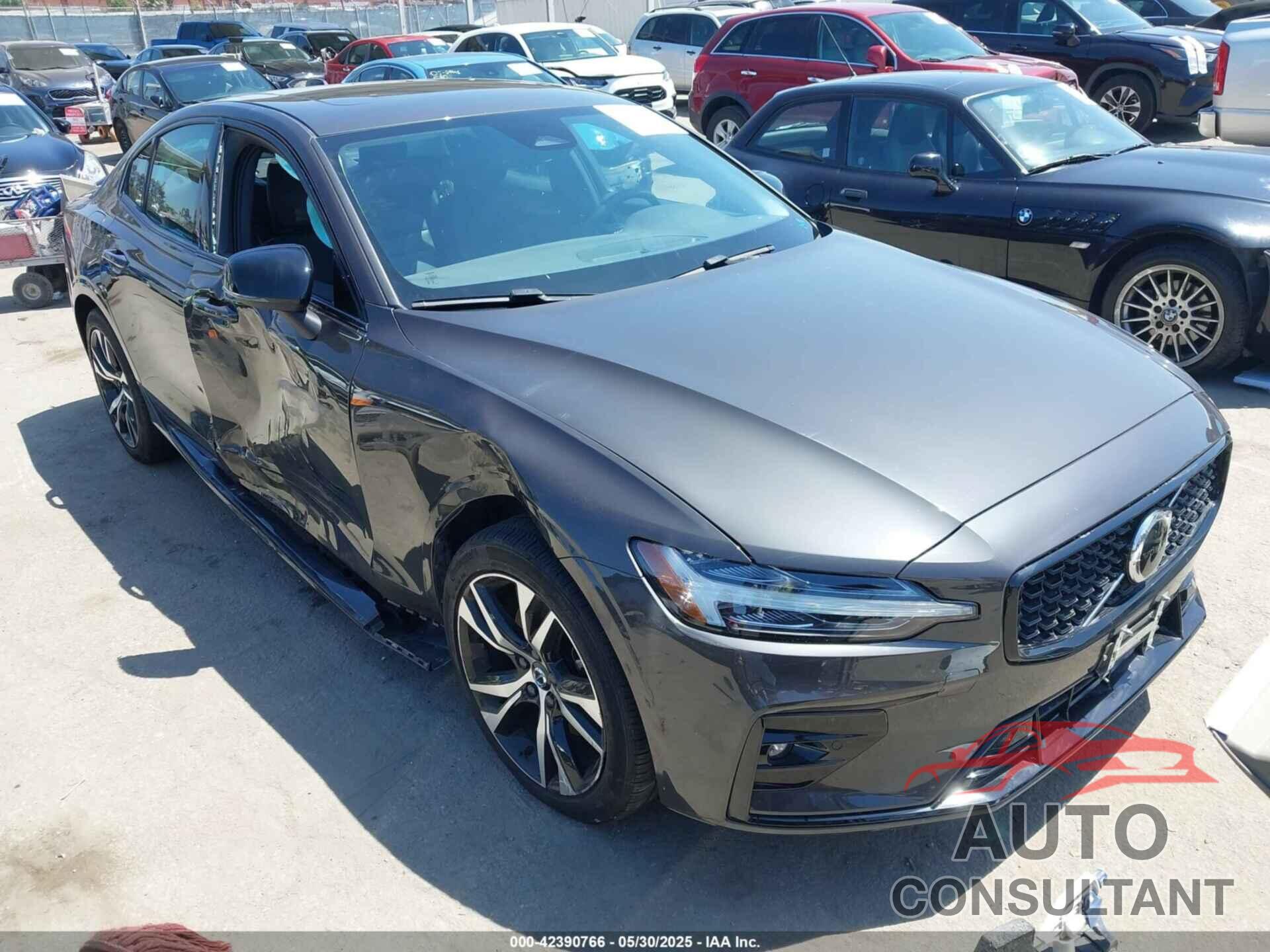 VOLVO S60 2024 - 7JRL12FKXRG296326
